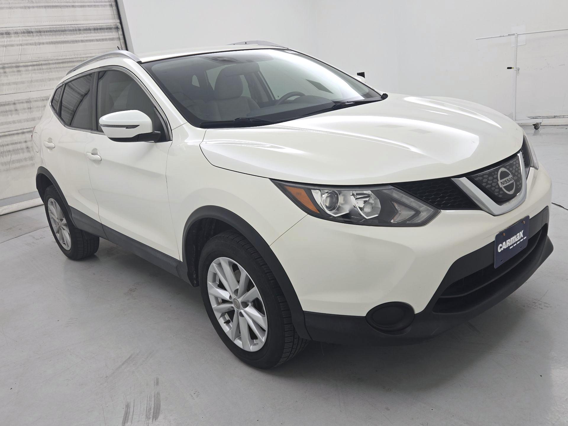 Thumbnail: 2018 Nissan Rogue Sport - 1