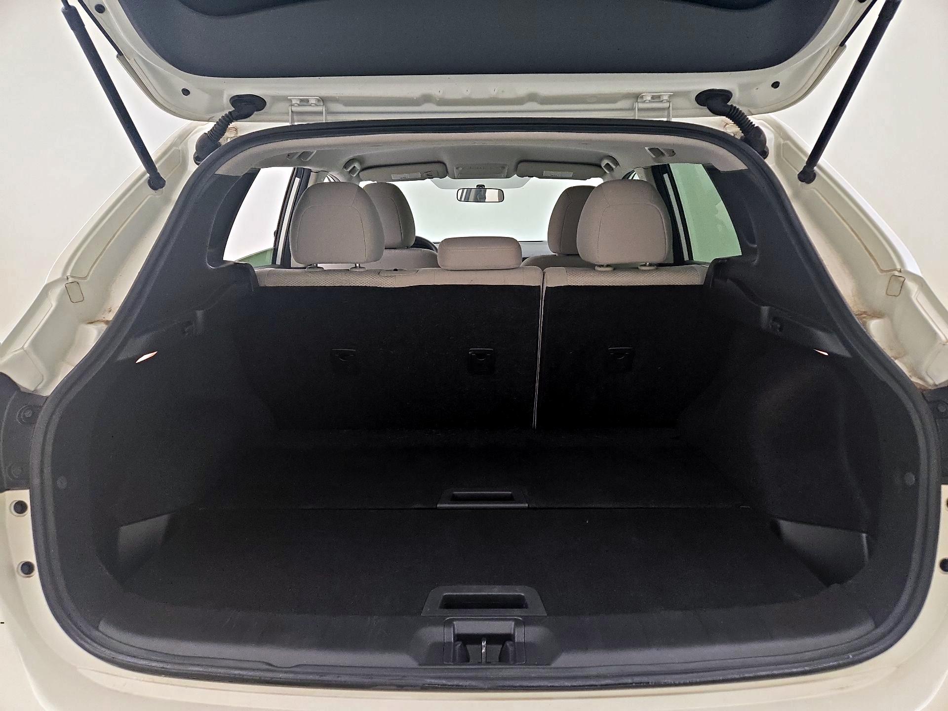 Thumbnail: 2018 Nissan Rogue Sport - 18