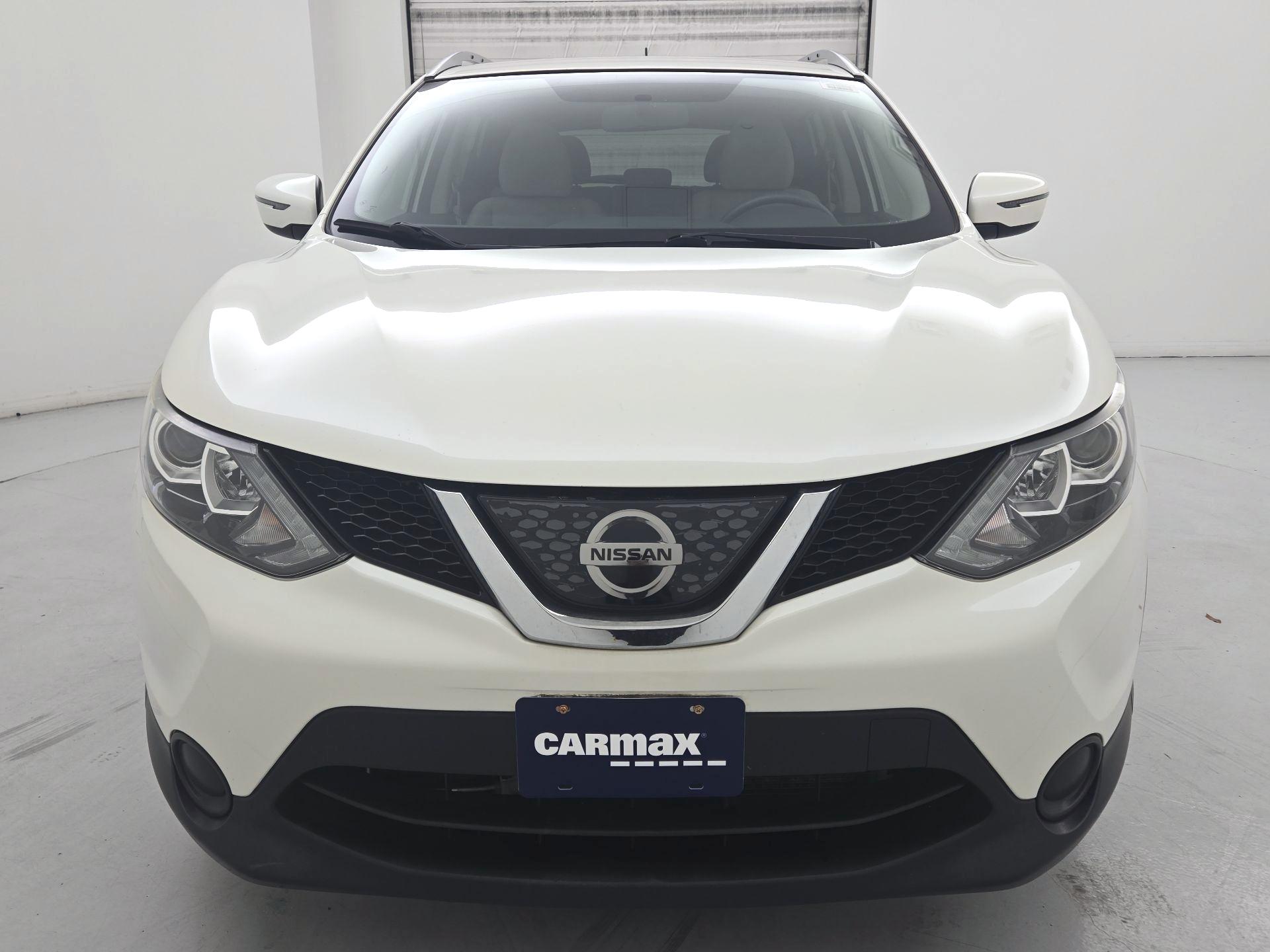 Thumbnail: 2018 Nissan Rogue Sport - 2