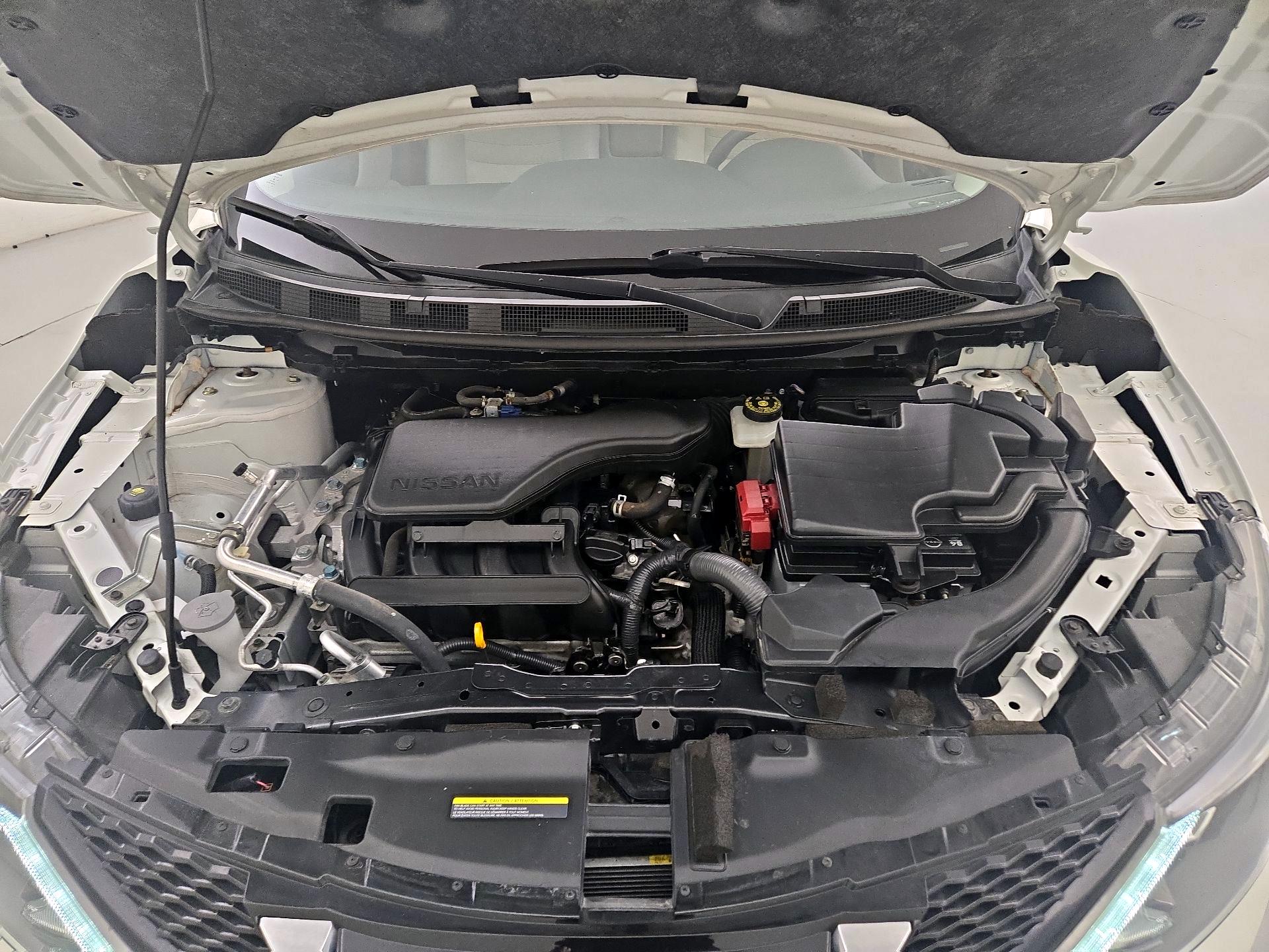 Thumbnail: 2018 Nissan Rogue Sport - 20