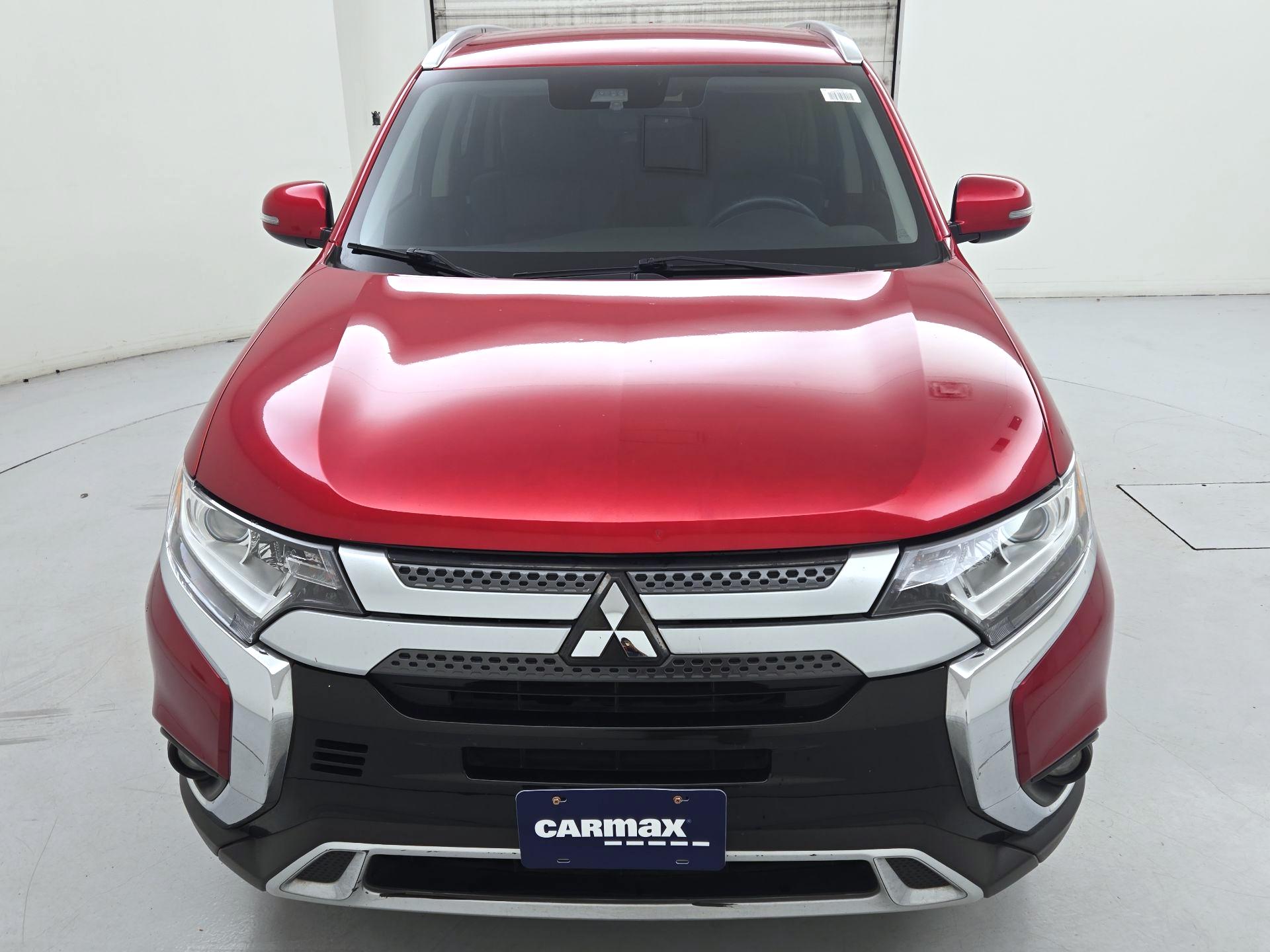 Thumbnail: 2020 Mitsubishi Outlander - 2