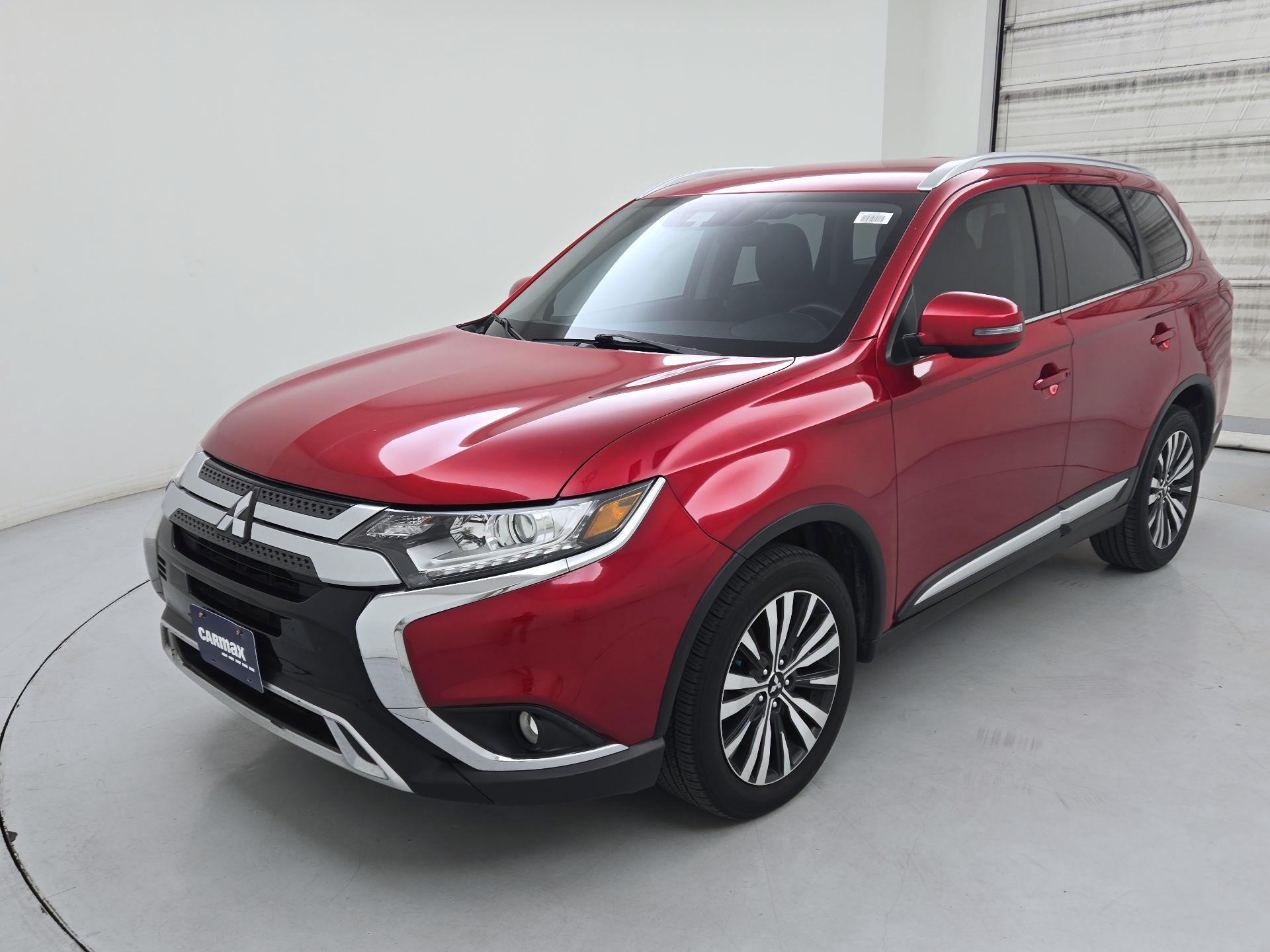 Thumbnail: 2020 Mitsubishi Outlander - 3