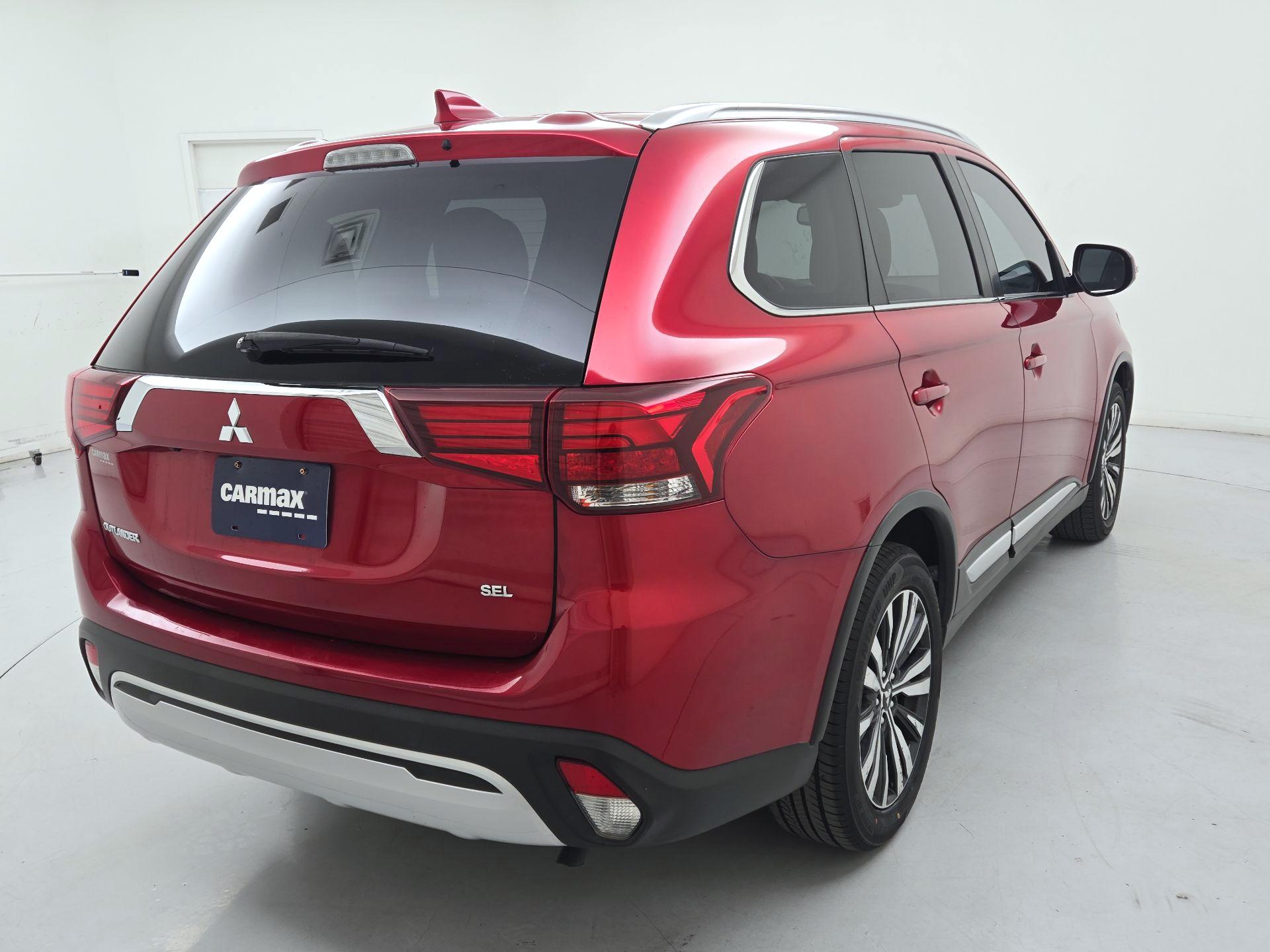 Thumbnail: 2020 Mitsubishi Outlander - 5