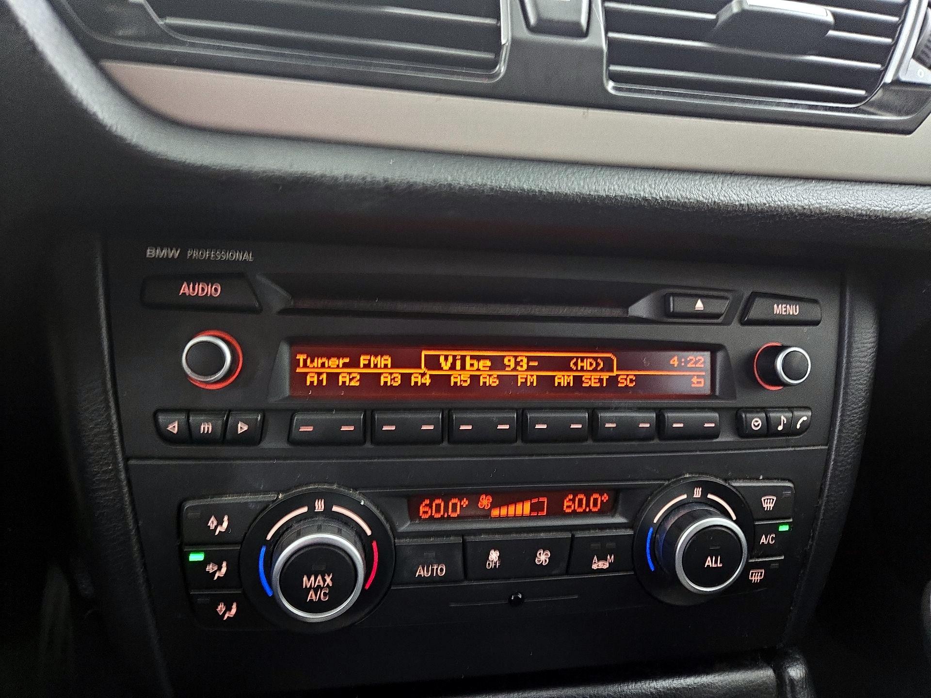 Thumbnail: 2015 BMW X1 - 14