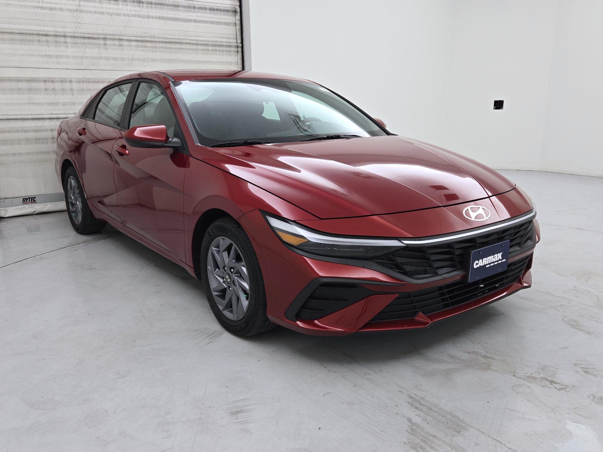 Thumbnail: 2024 Hyundai Elantra - 1