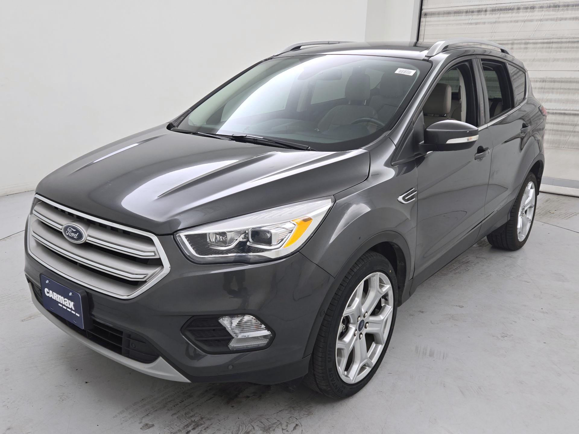 Thumbnail: 2019 Ford Escape - 3