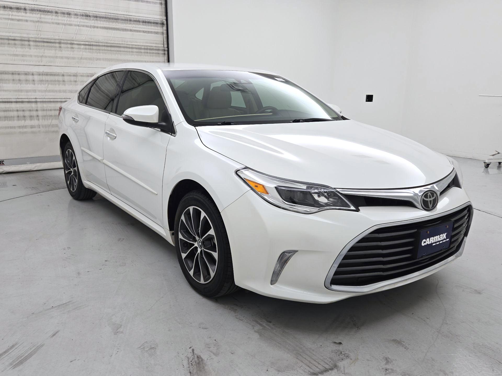 Thumbnail: 2018 Toyota Avalon - 1