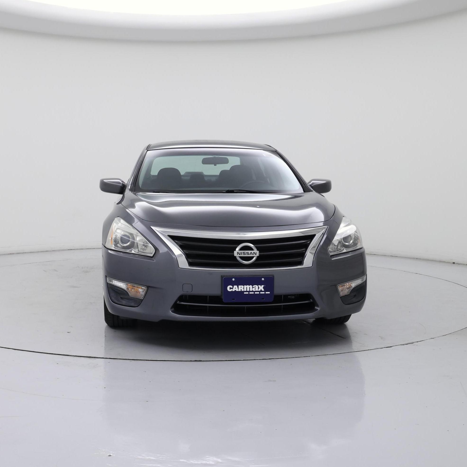 Thumbnail: 2015 Nissan Altima - 5