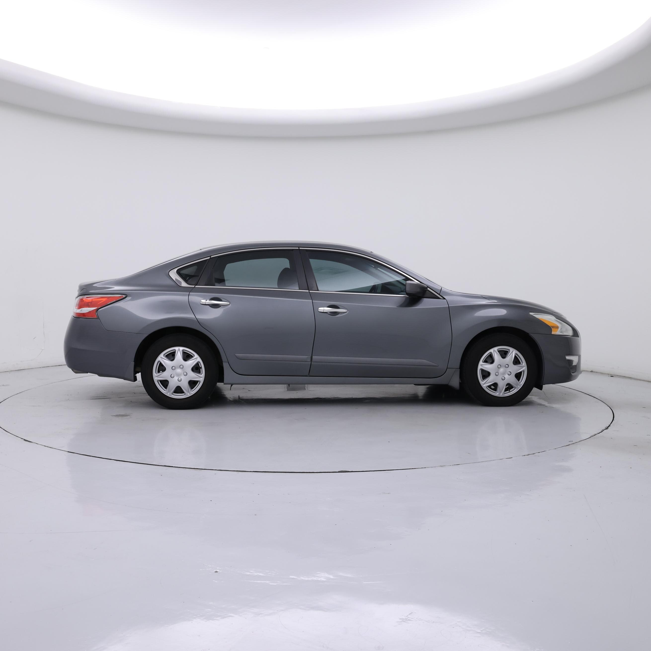 Thumbnail: 2015 Nissan Altima - 7
