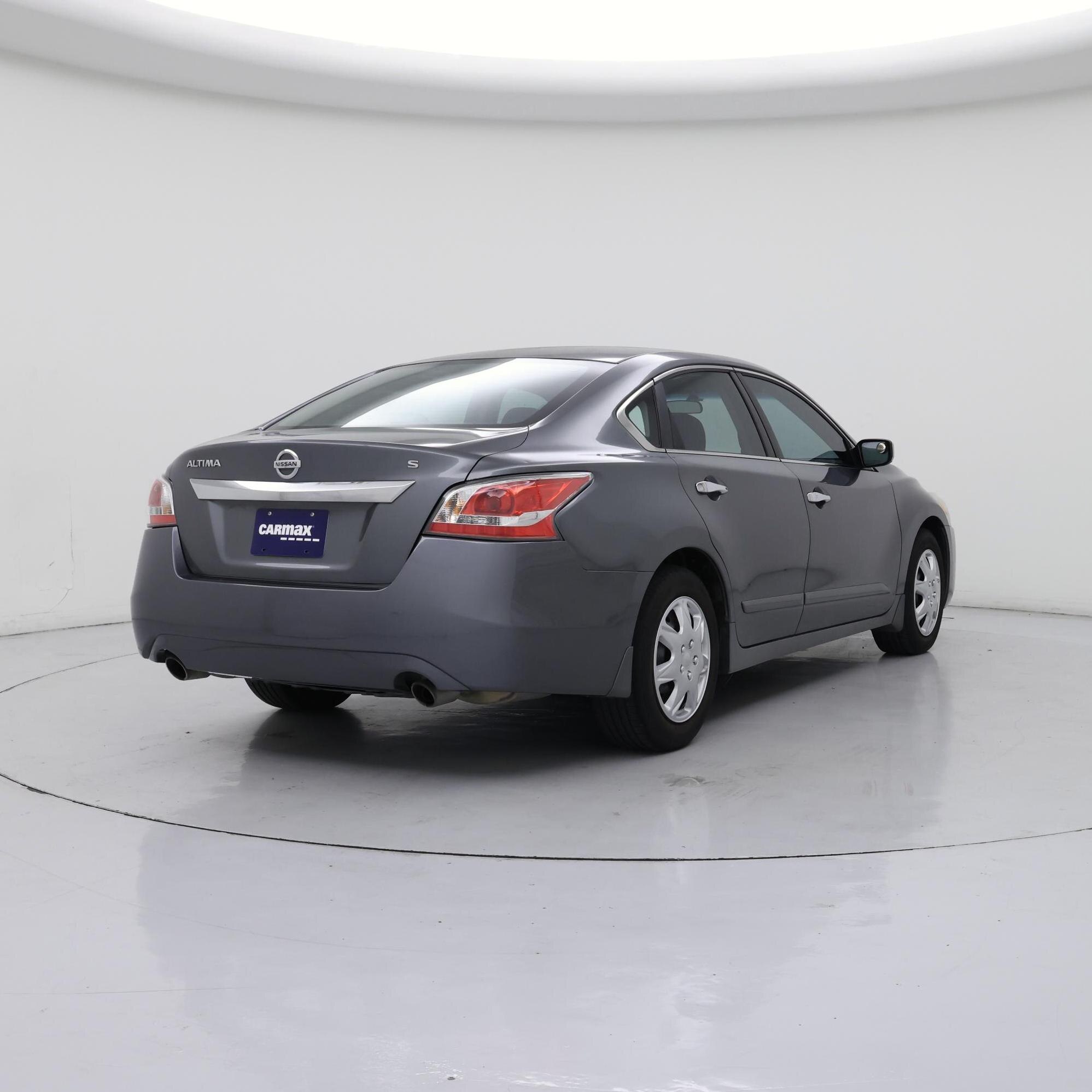 Thumbnail: 2015 Nissan Altima - 8