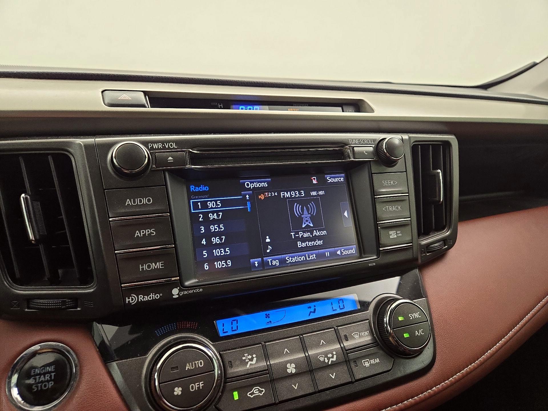 Thumbnail: 2015 Toyota RAV4 - 14