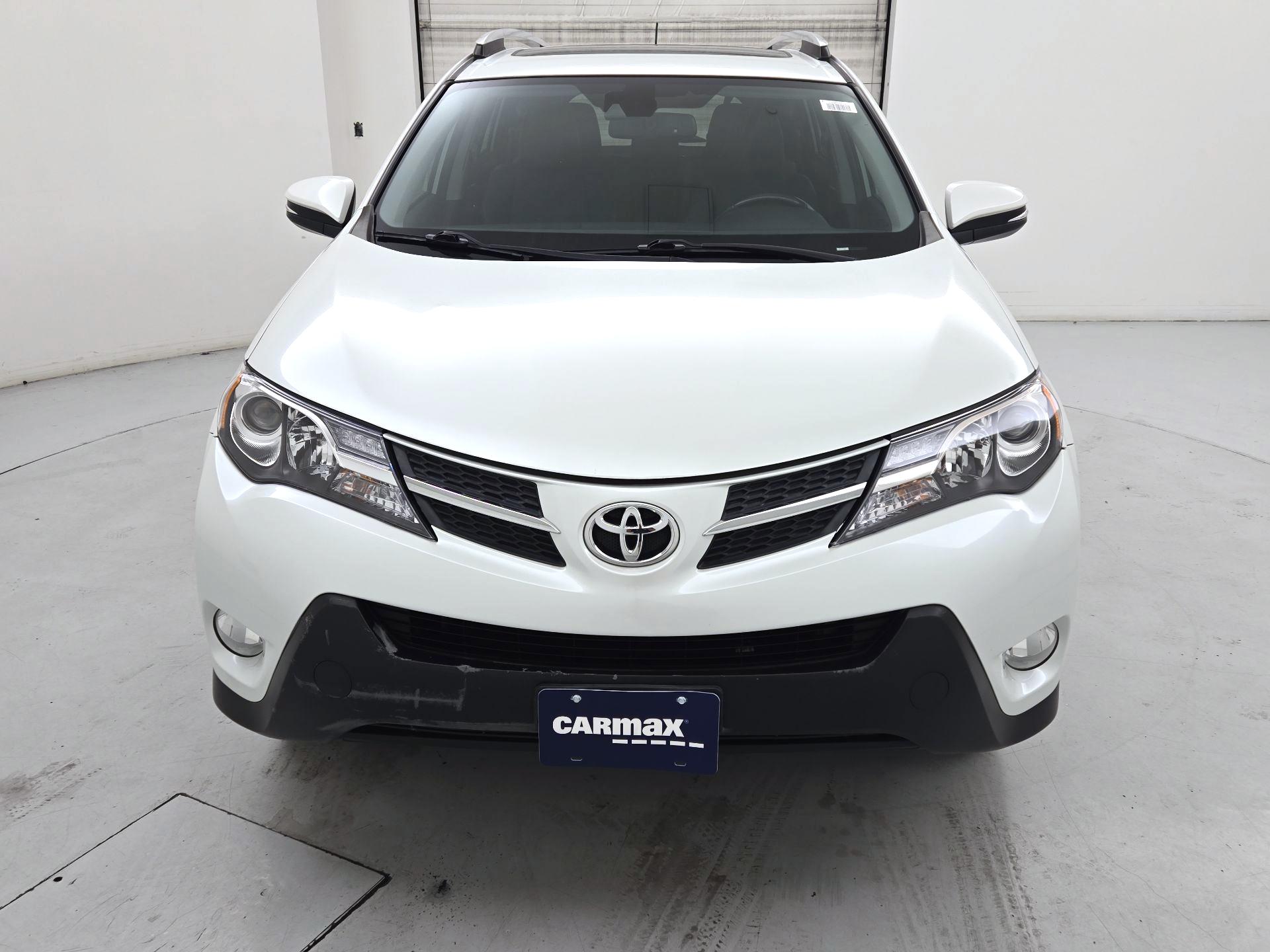 Thumbnail: 2015 Toyota RAV4 - 2