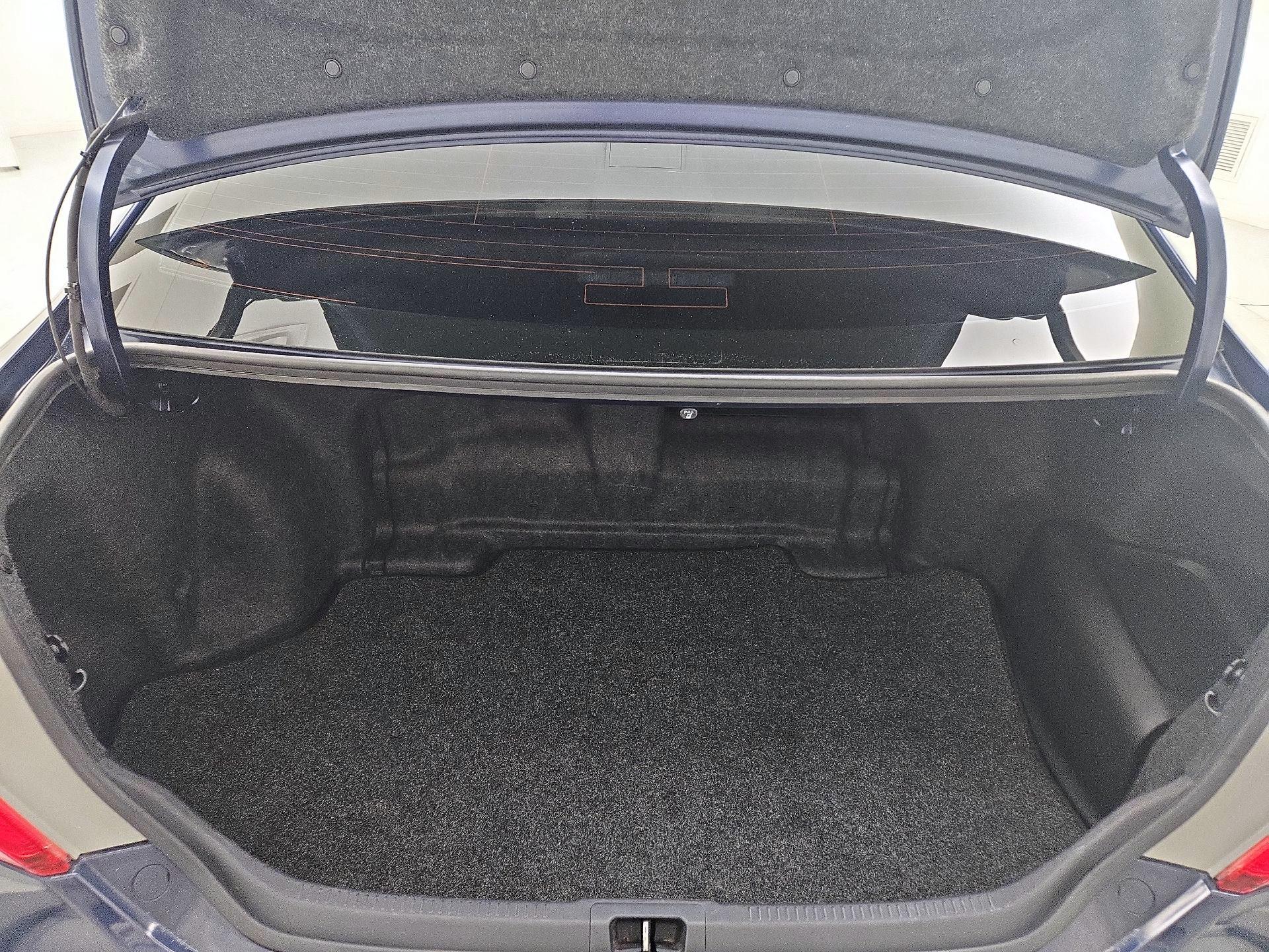 Thumbnail: 2014 Toyota Camry - 20