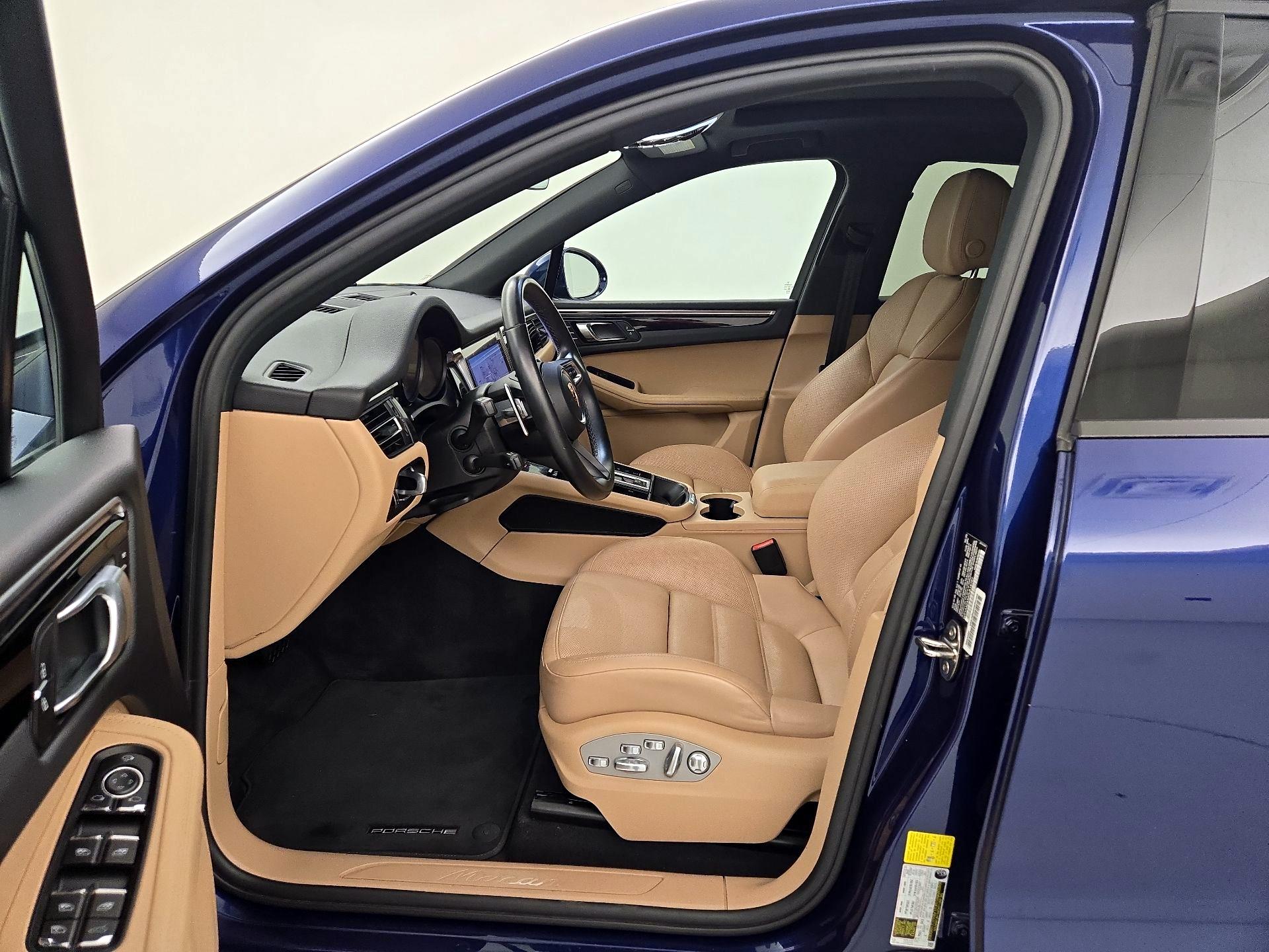 Thumbnail: 2023 Porsche Macan - 9