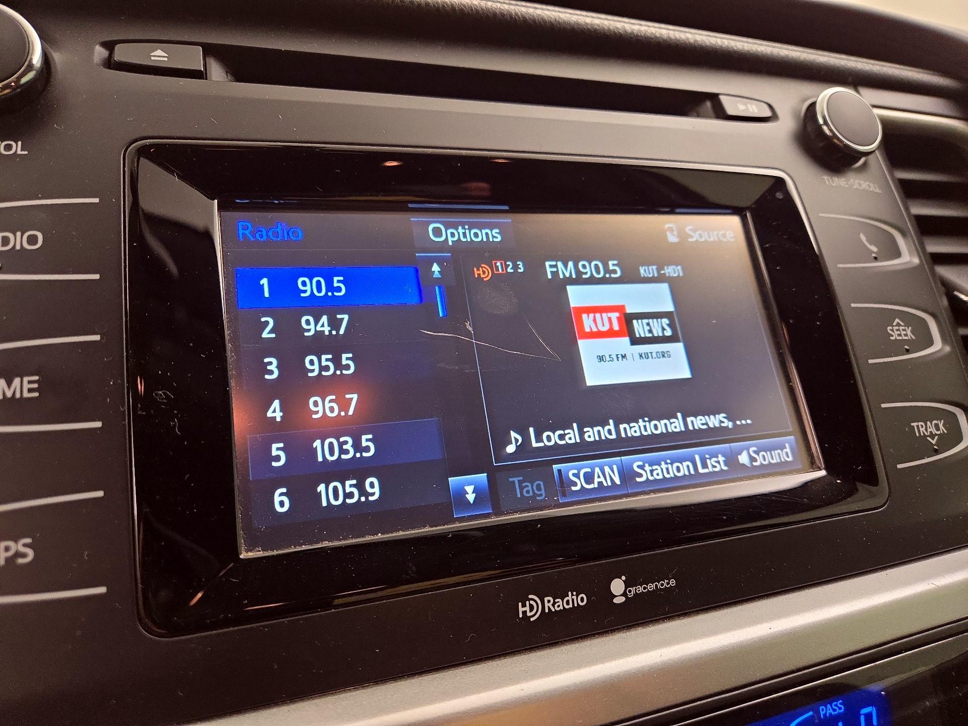 Thumbnail: 2015 Toyota Highlander - 13