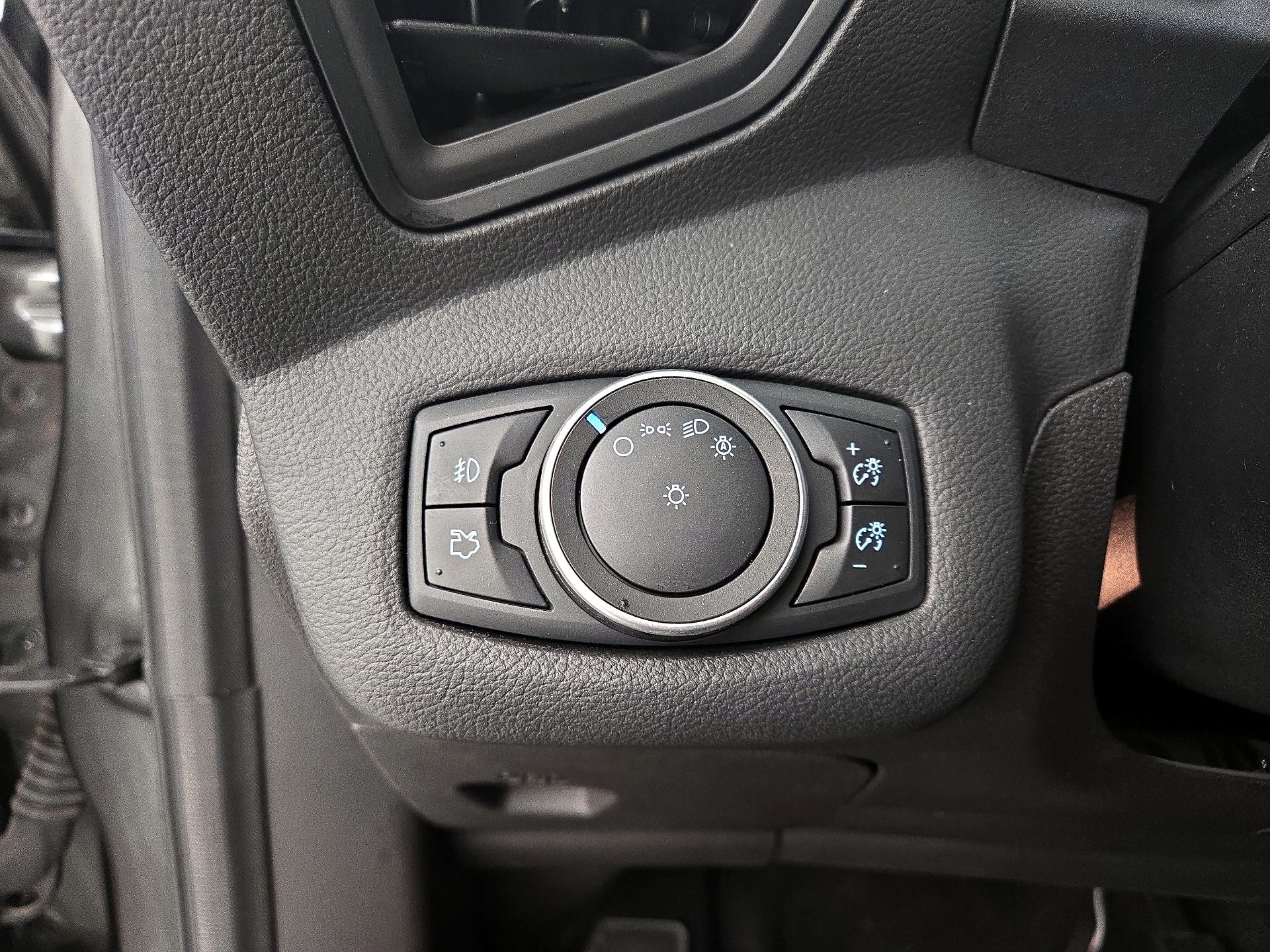 Thumbnail: 2016 Ford Escape - 13