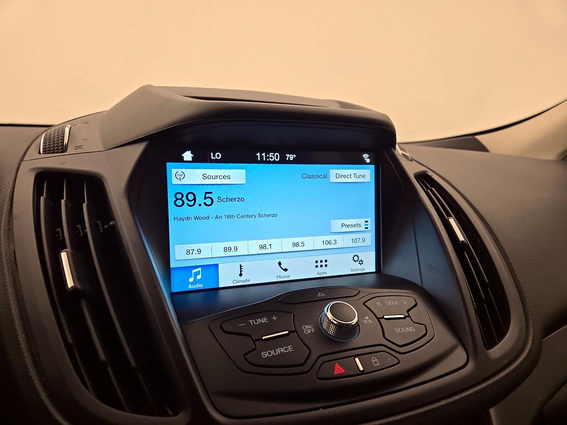 Thumbnail: 2016 Ford Escape - 15