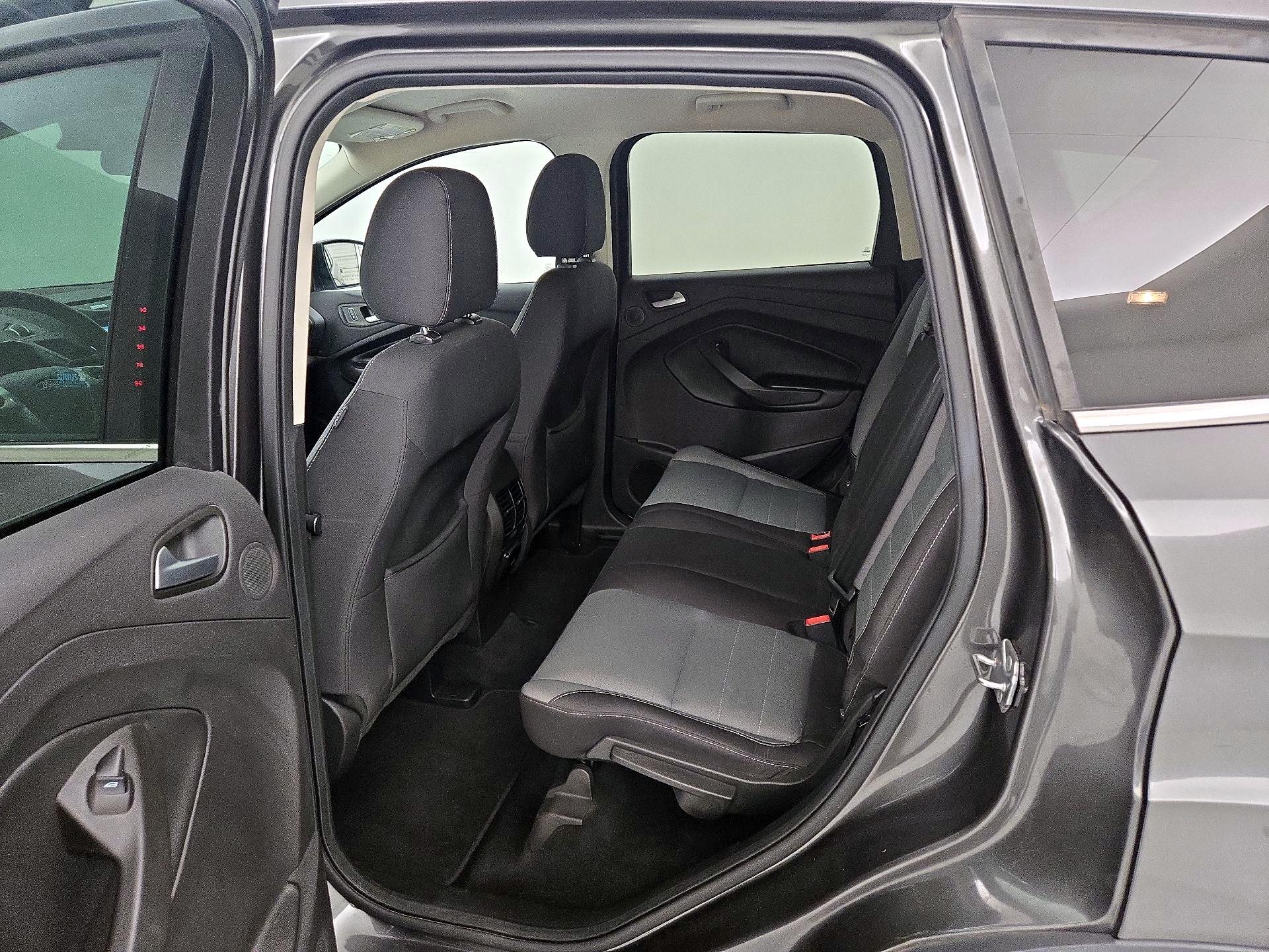 Thumbnail: 2016 Ford Escape - 19