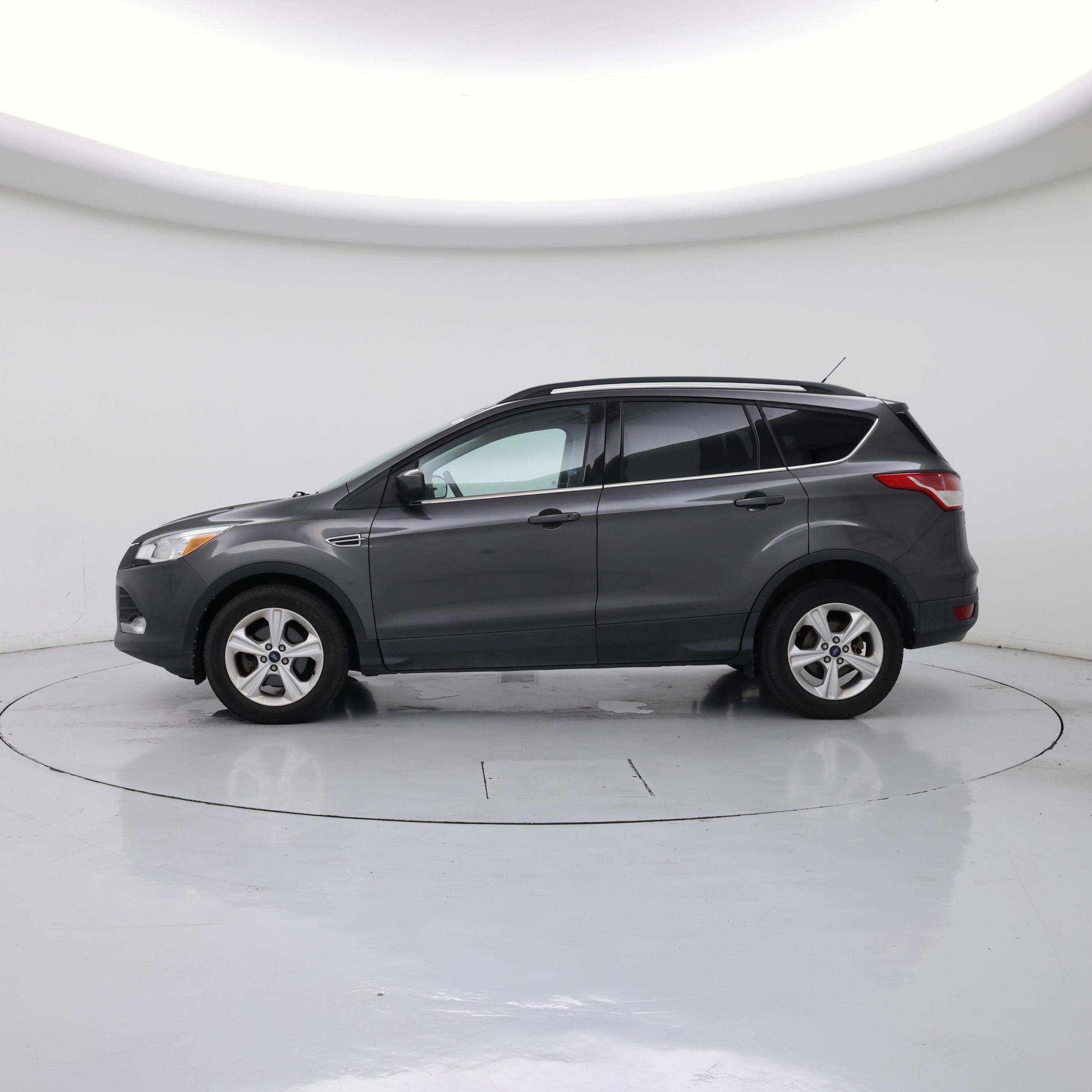 Thumbnail: 2016 Ford Escape - 3
