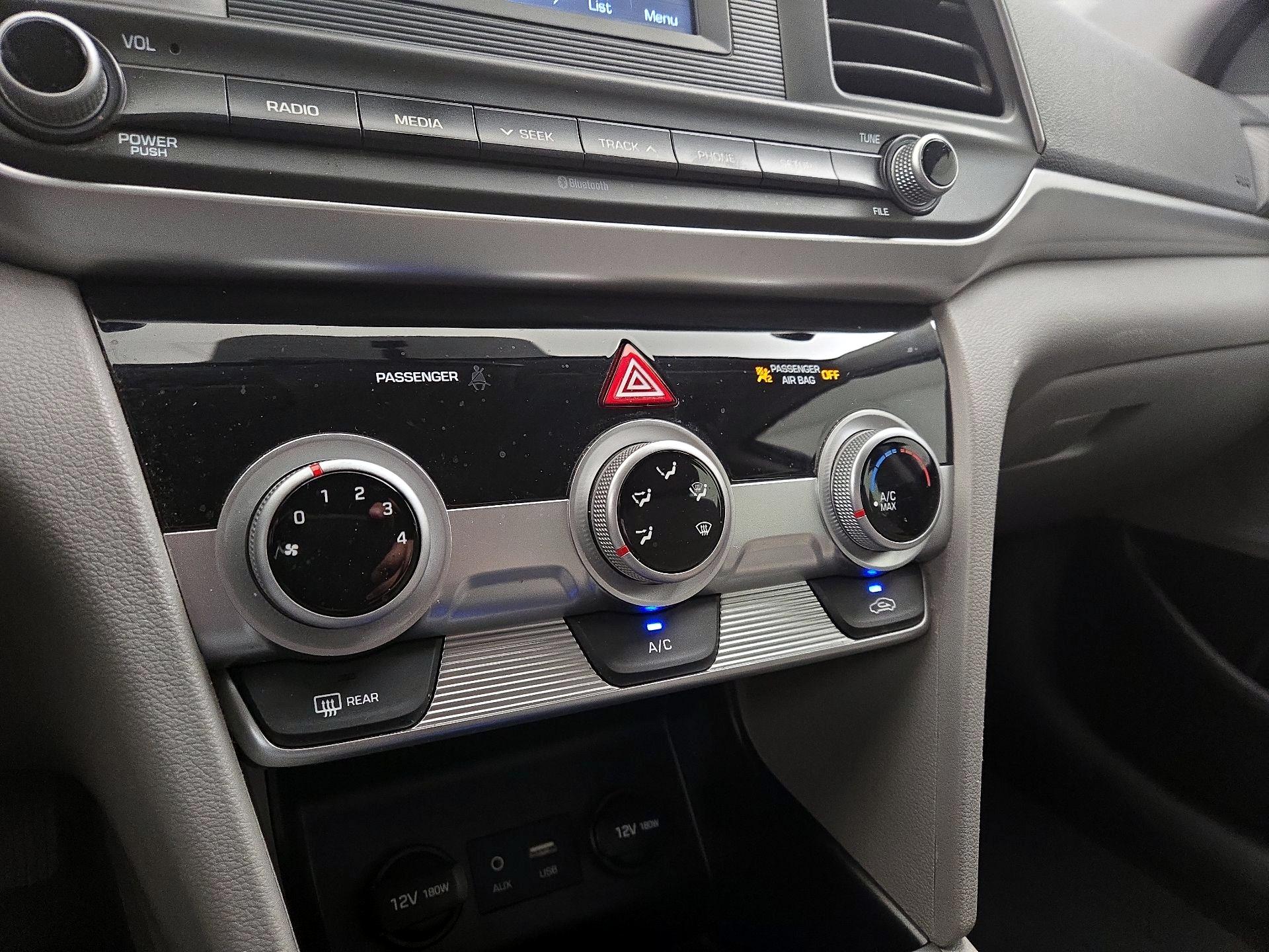 Thumbnail: 2019 Hyundai Elantra - 16