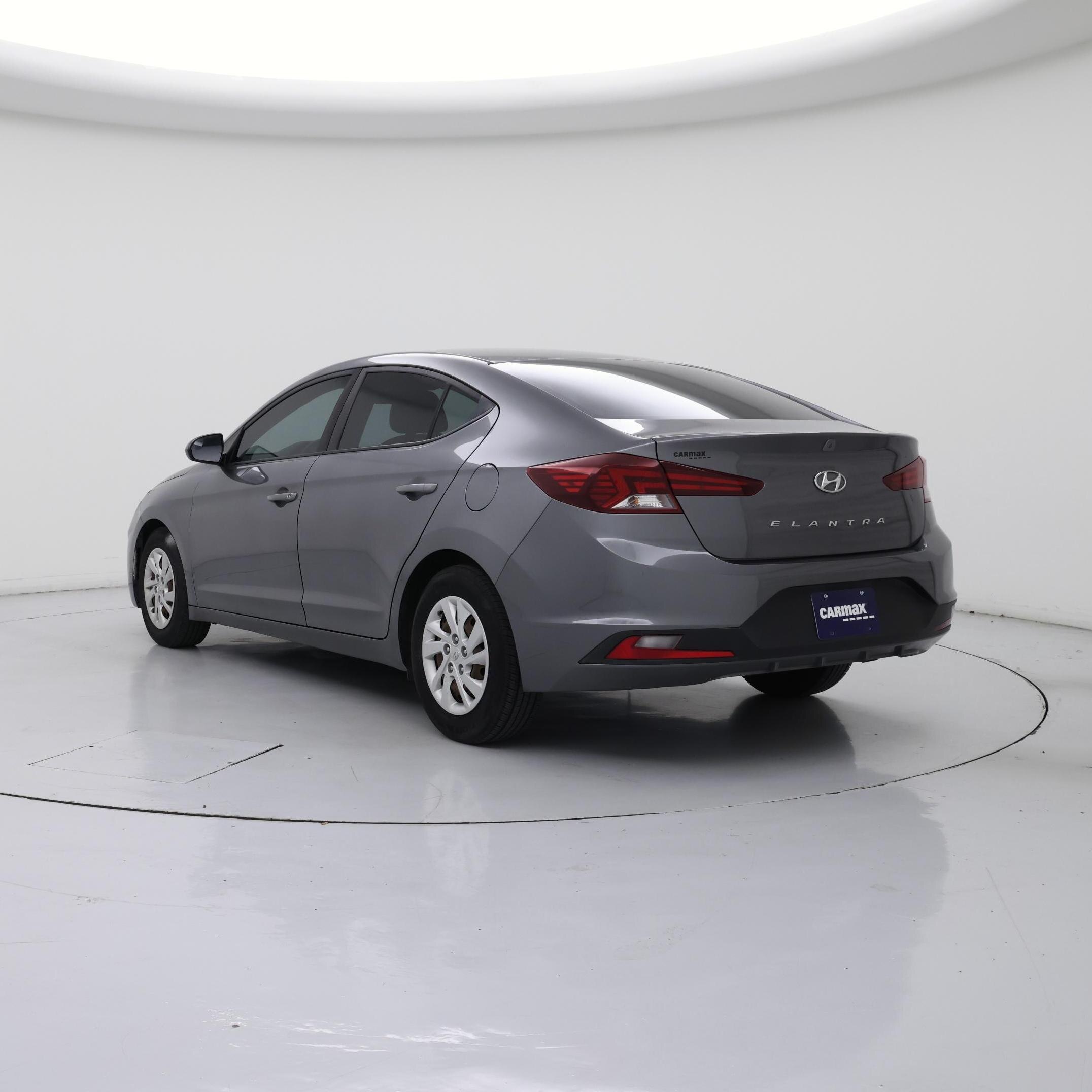 Thumbnail: 2019 Hyundai Elantra - 2