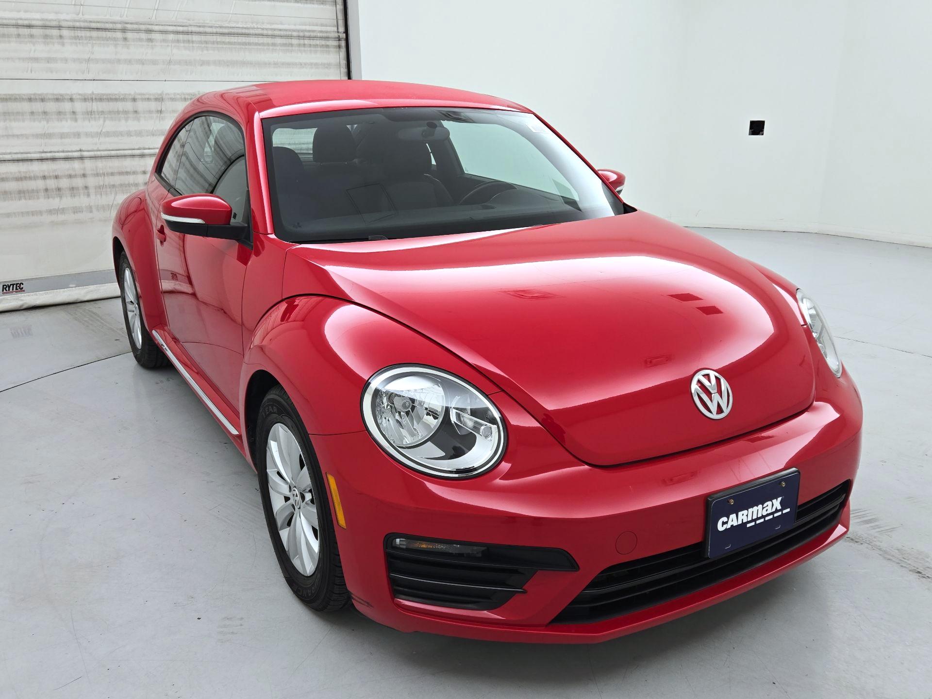 Thumbnail: 2019 Volkswagen Beetle - 1