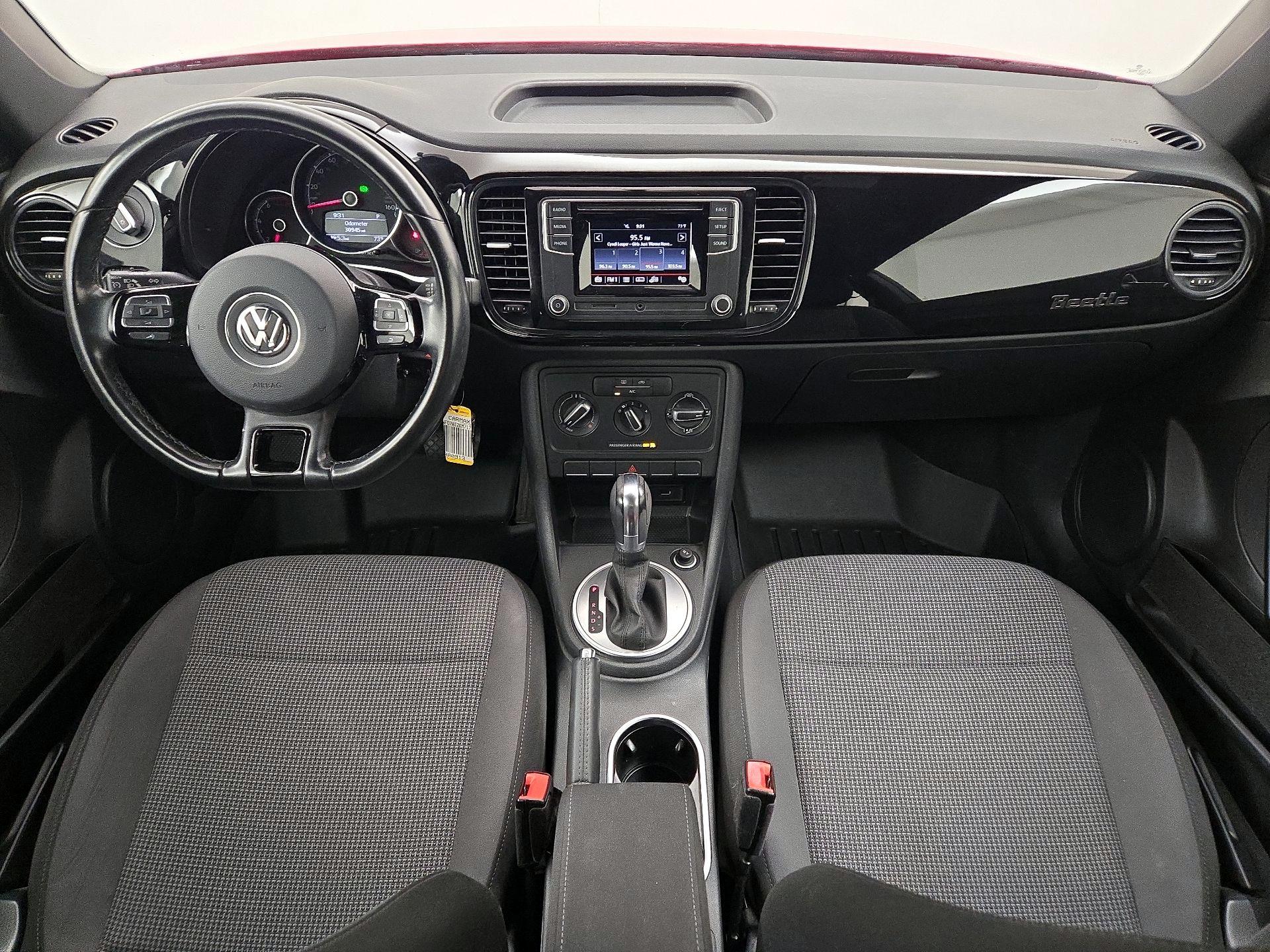 Thumbnail: 2019 Volkswagen Beetle - 8