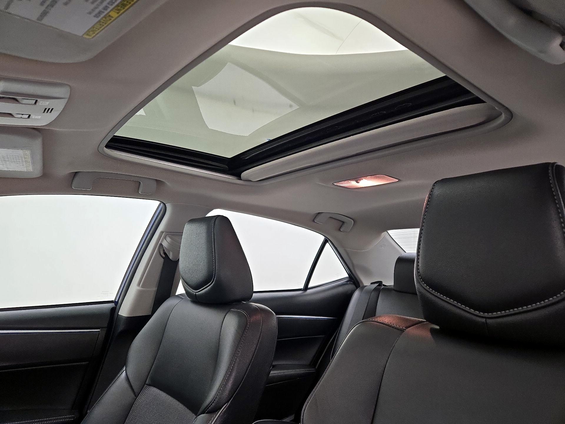 Thumbnail: 2015 Toyota Corolla - 20