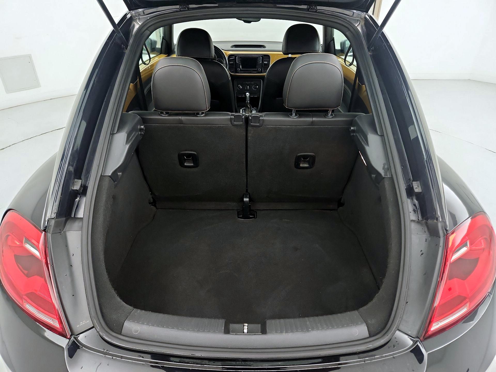 Thumbnail: 2016 Volkswagen Beetle - 18