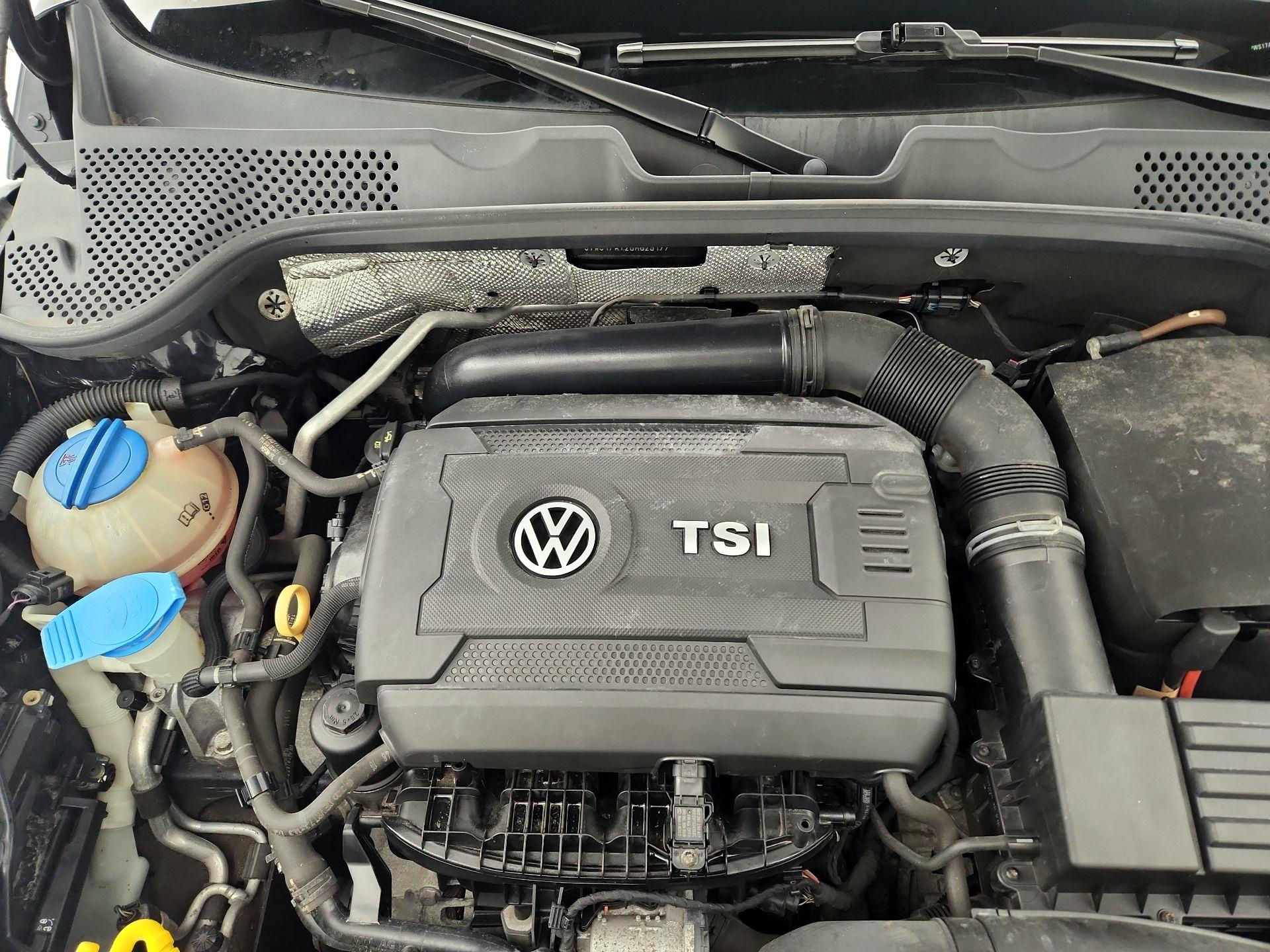 Thumbnail: 2016 Volkswagen Beetle - 19