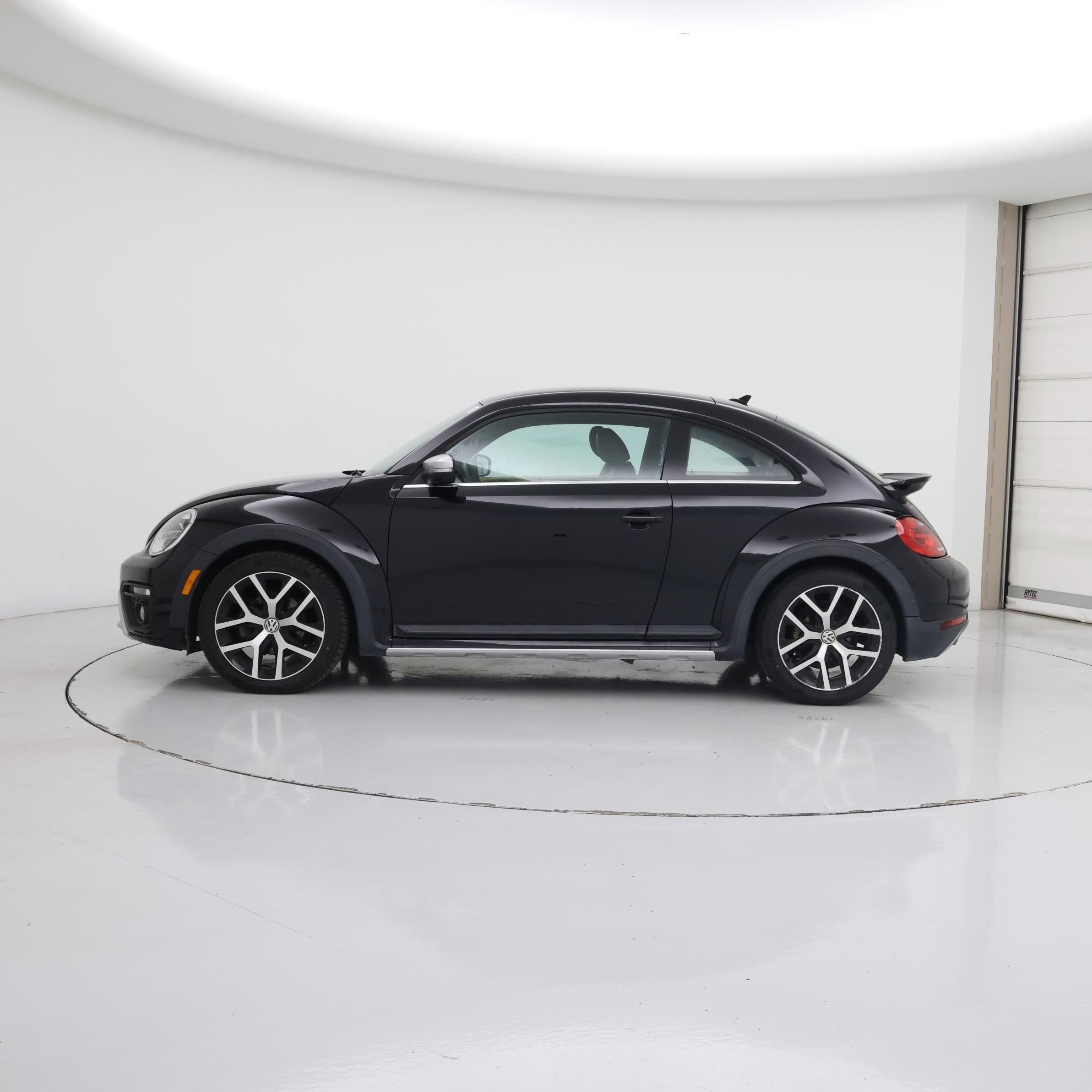 Thumbnail: 2016 Volkswagen Beetle - 3