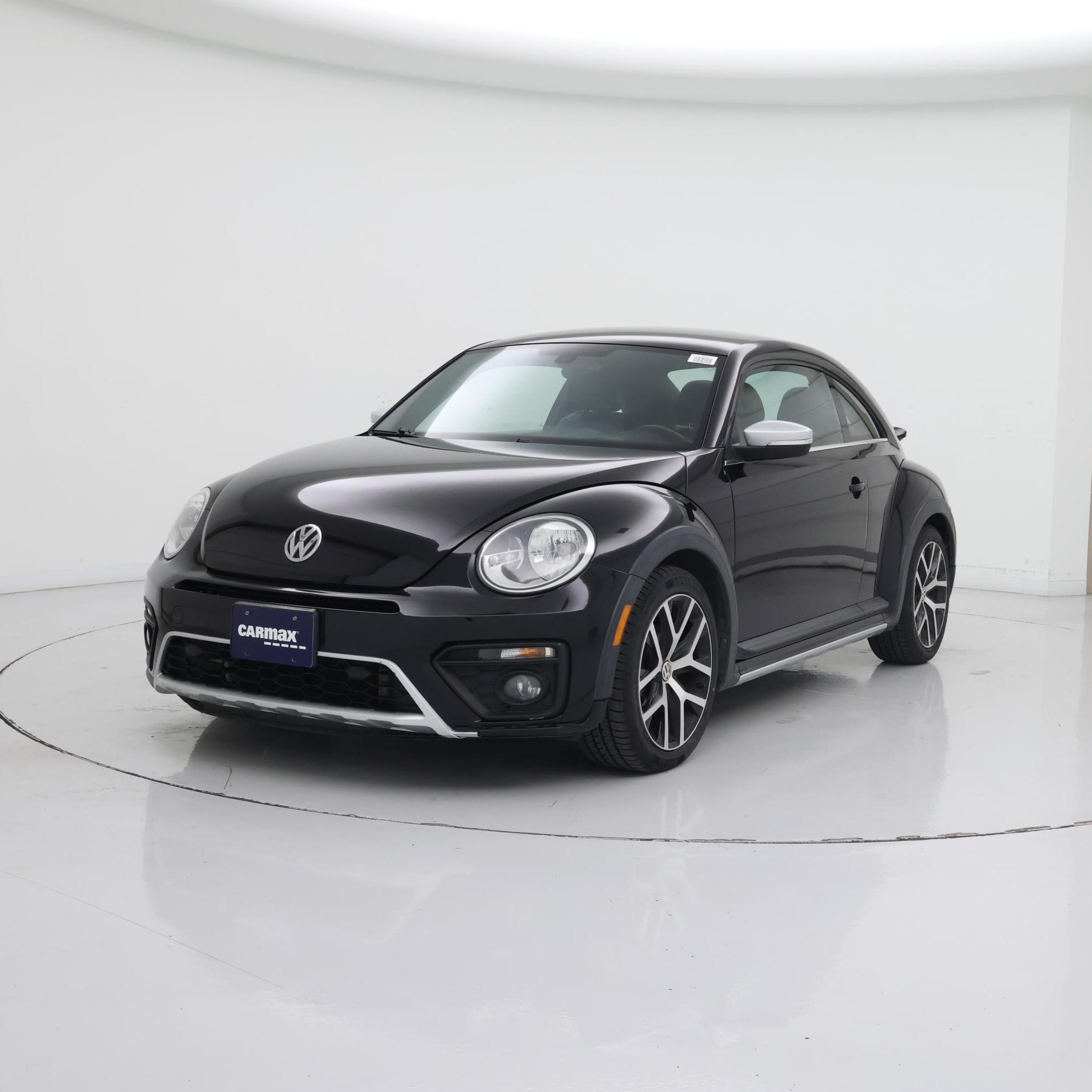 Thumbnail: 2016 Volkswagen Beetle - 4