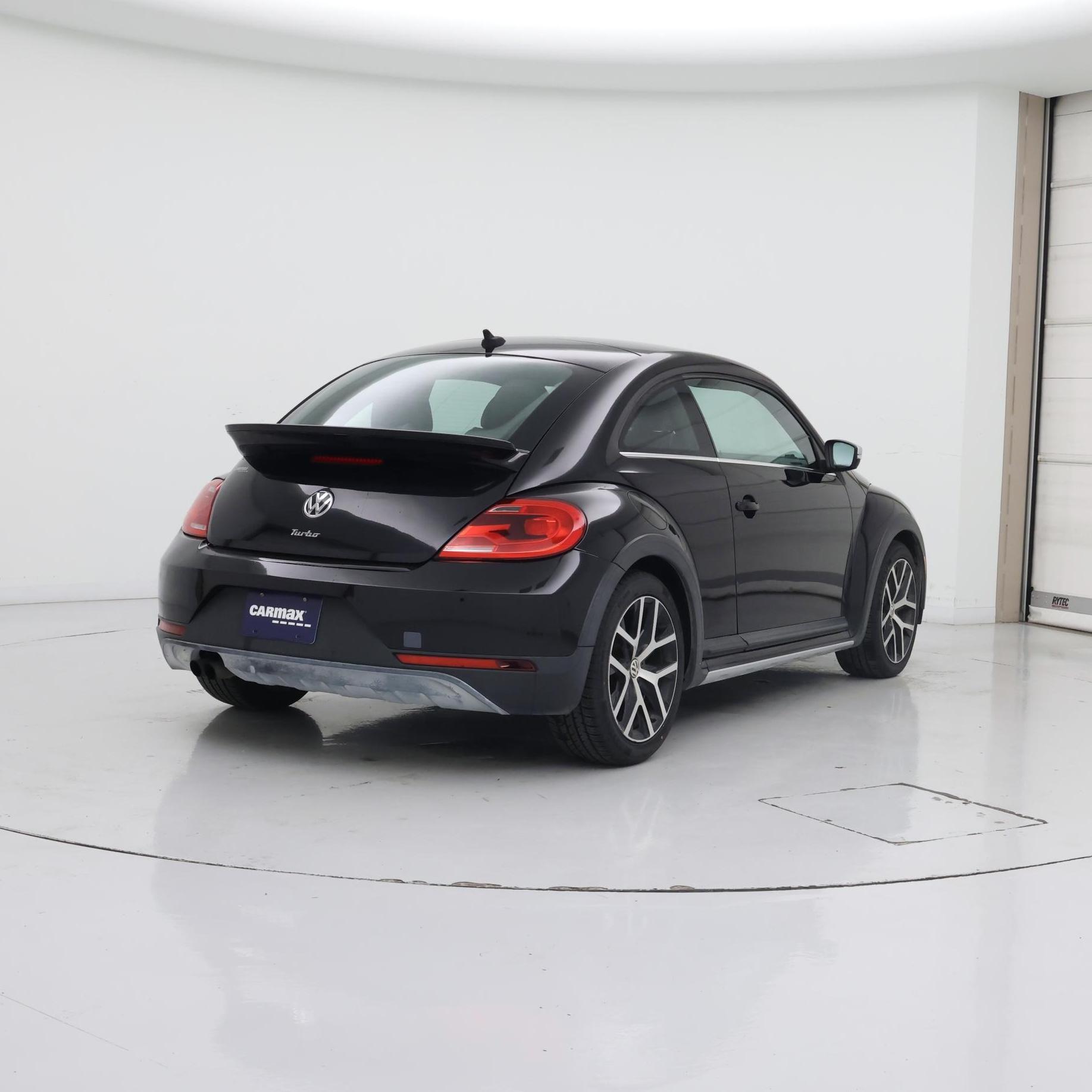 Thumbnail: 2016 Volkswagen Beetle - 8