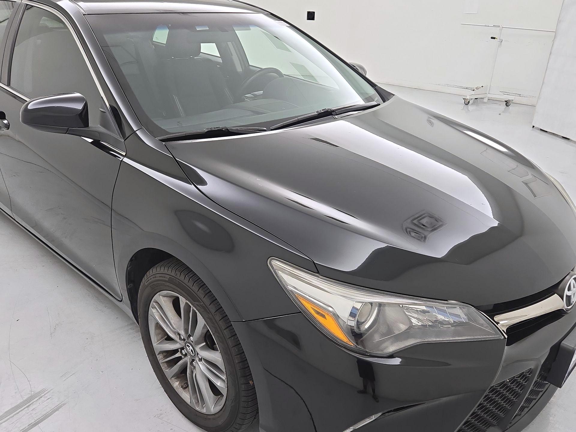 Thumbnail: 2016 Toyota Camry - 1