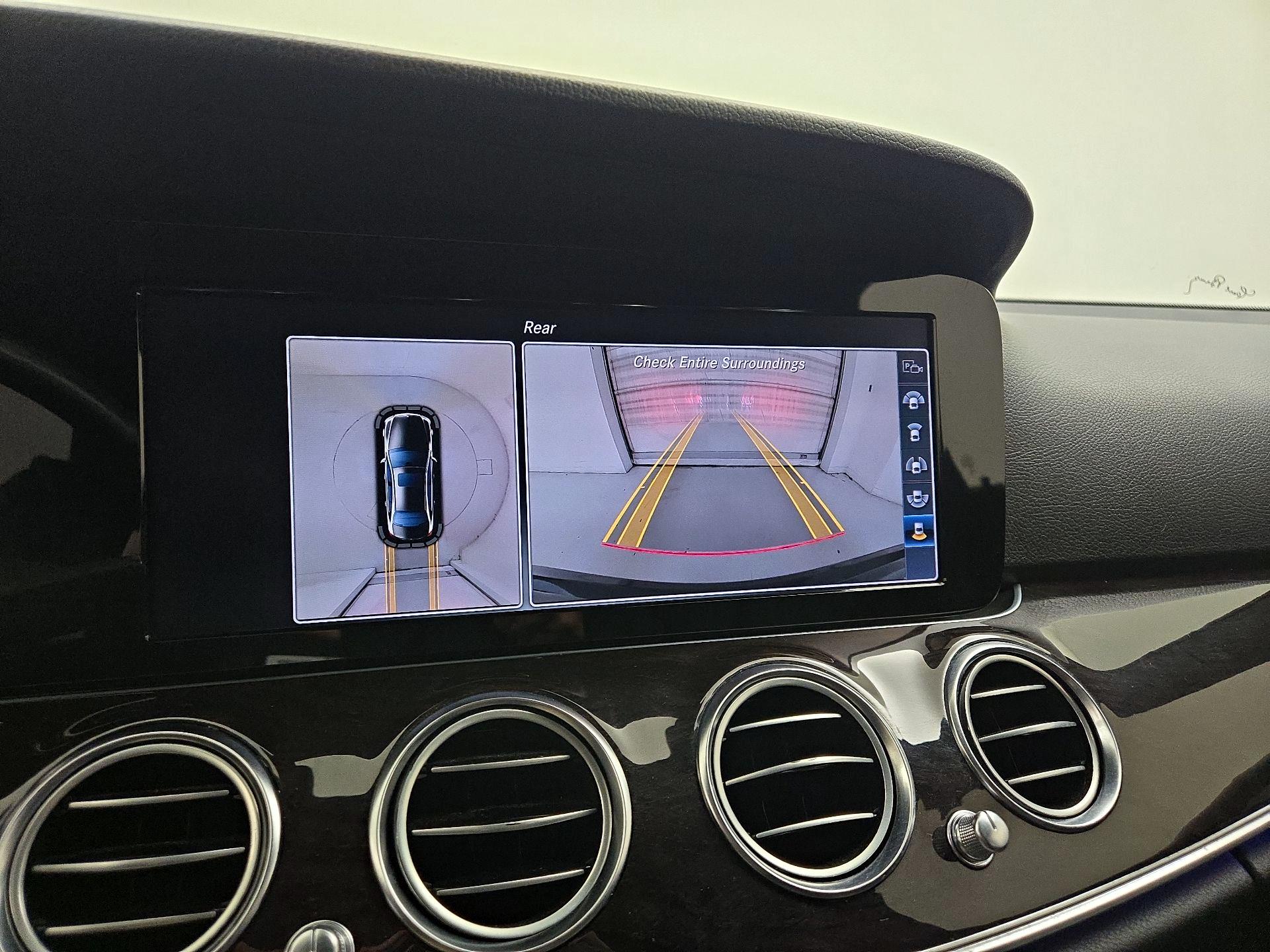 Thumbnail: 2017 Mercedes-Benz E-Class - 13