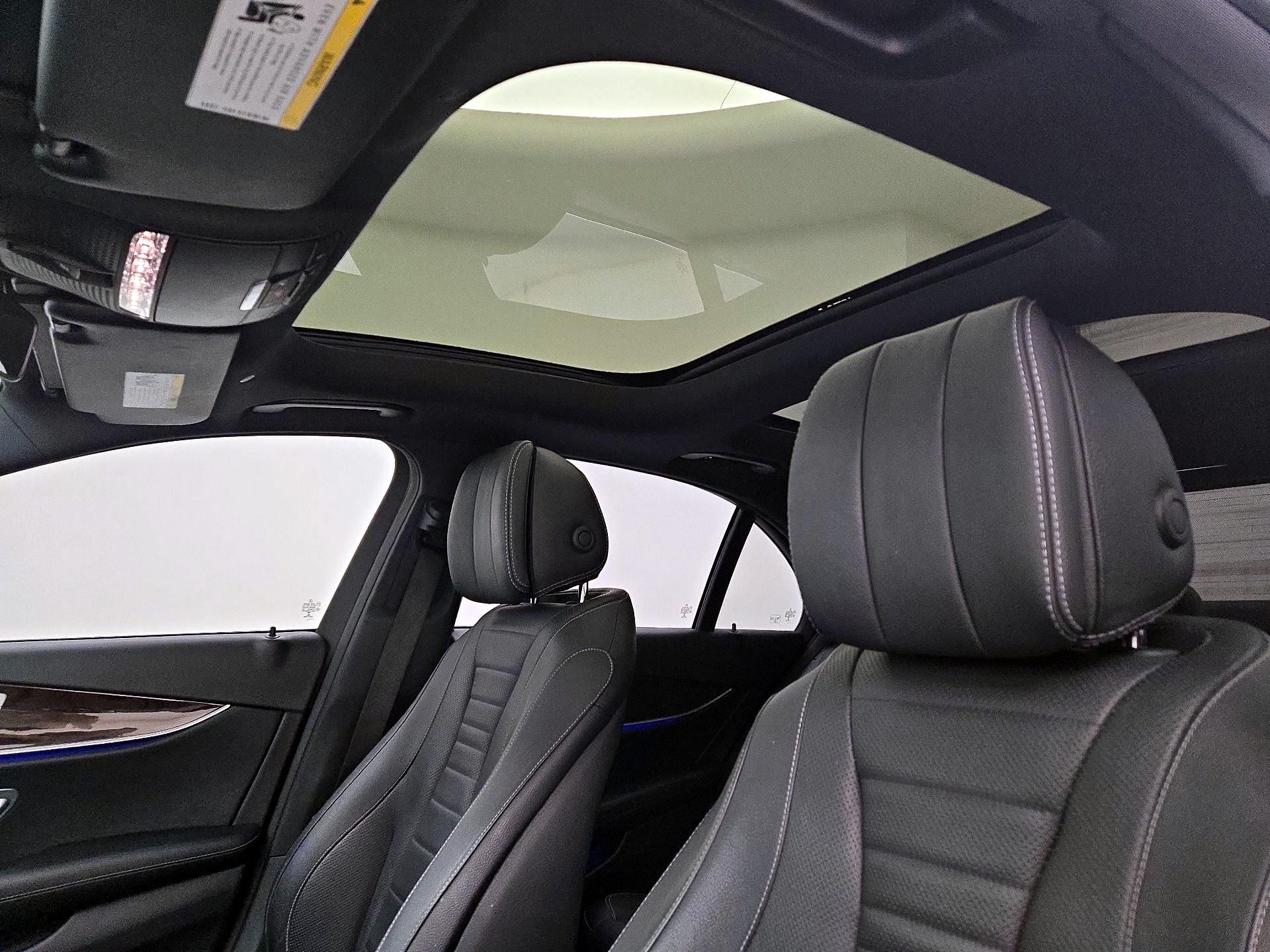 Thumbnail: 2017 Mercedes-Benz E-Class - 18