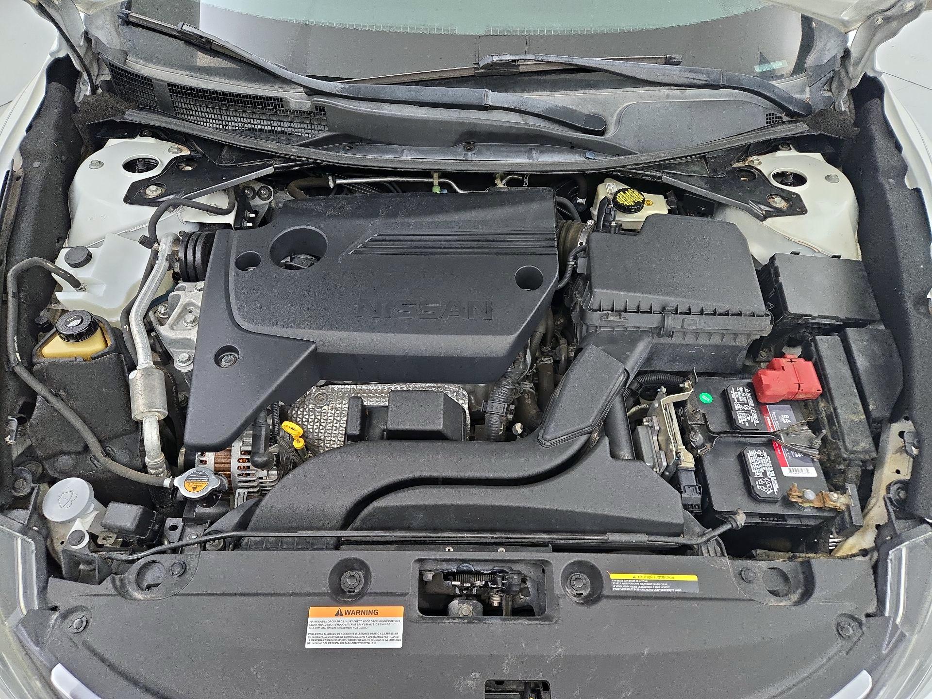 Thumbnail: 2017 Nissan Altima - 19