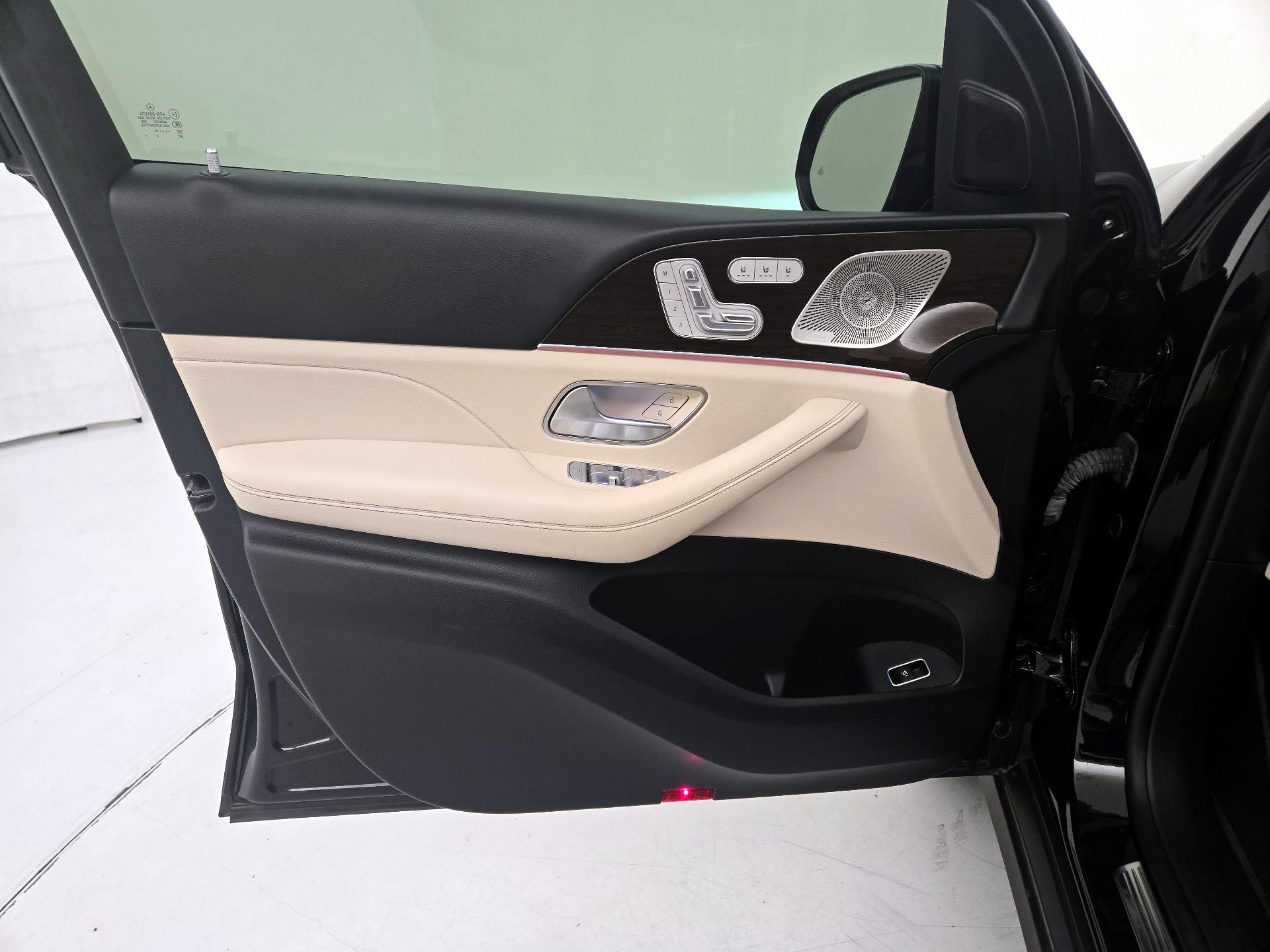 Thumbnail: 2024 Mercedes-Benz GLE - 10