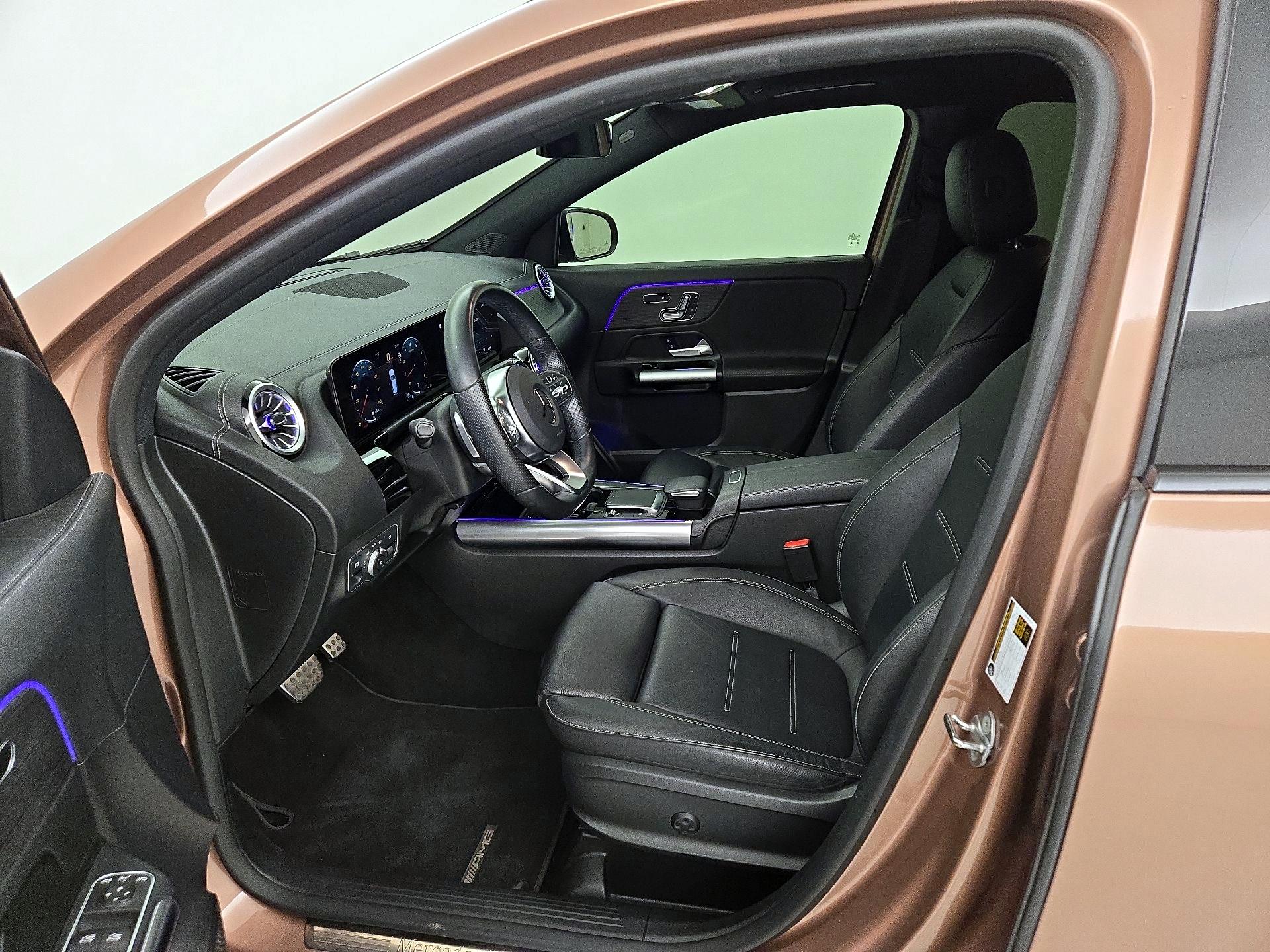 Thumbnail: 2023 Mercedes-Benz GLA - 9
