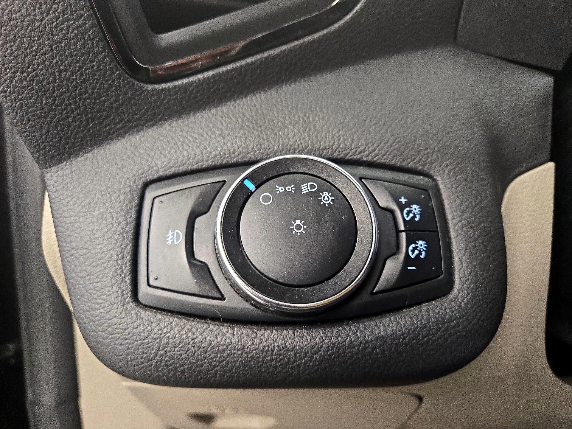 Thumbnail: 2014 Ford Escape - 13