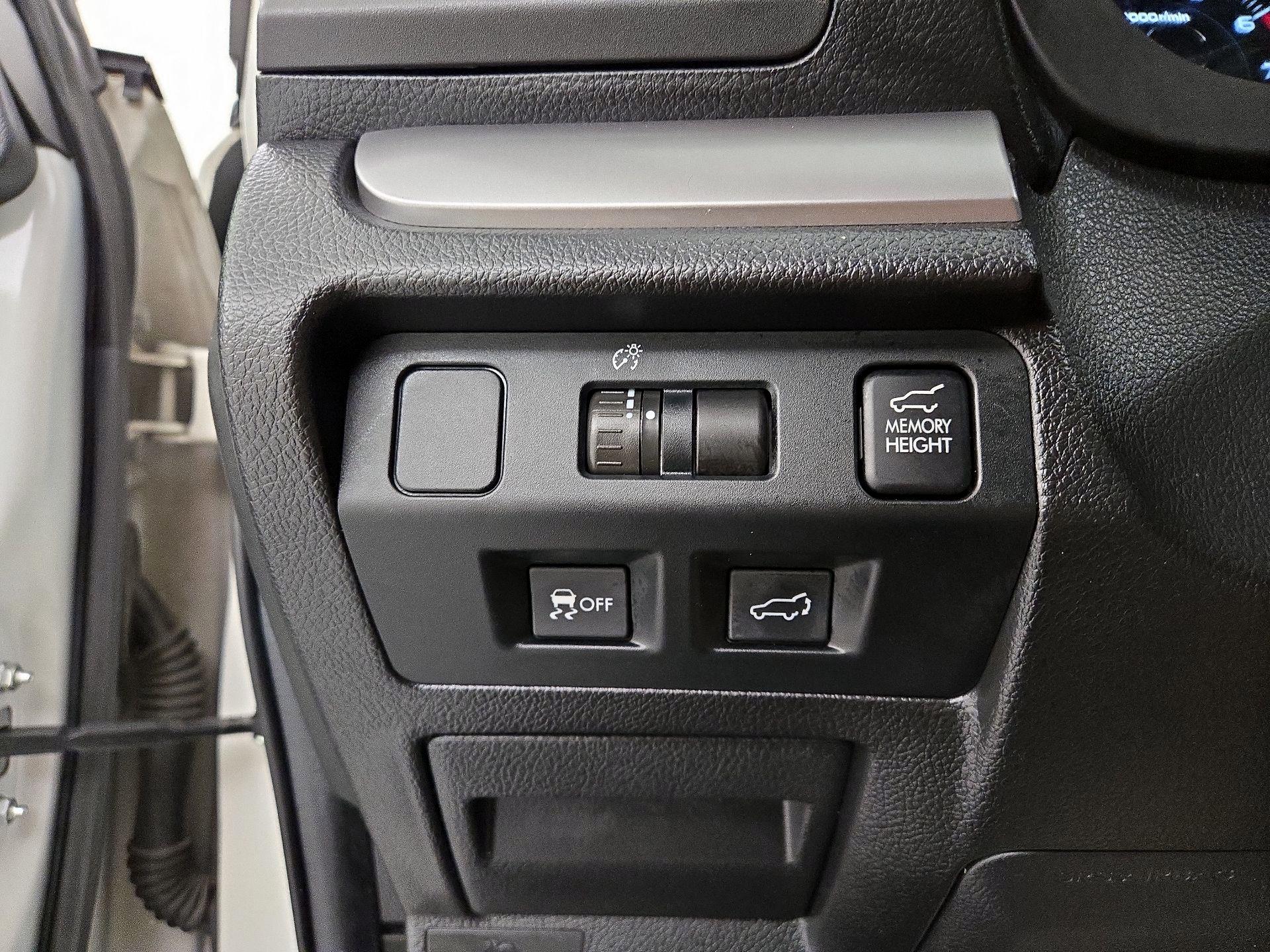 Thumbnail: 2014 Subaru Forester - 13