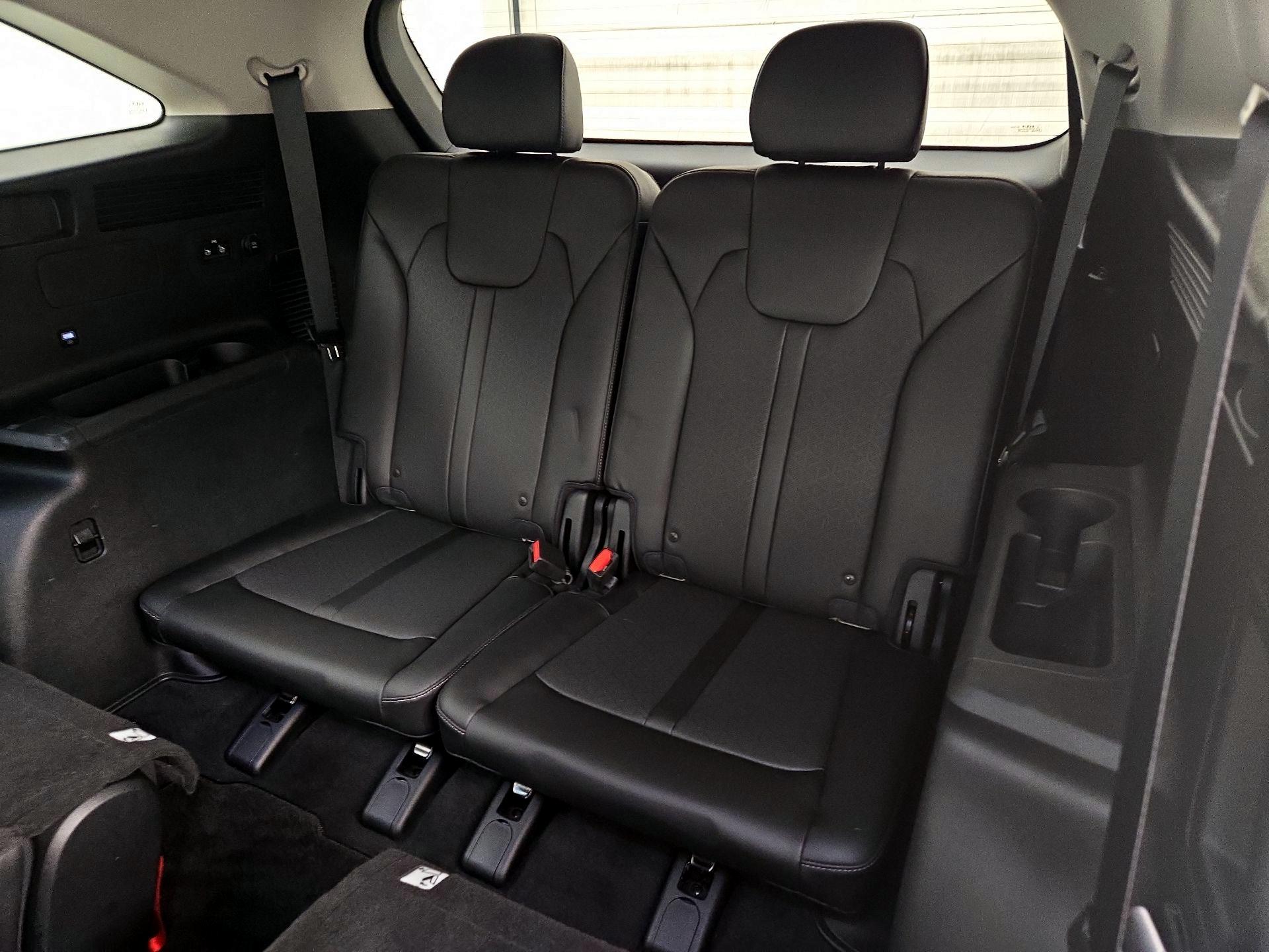 Thumbnail: 2022 Kia Sorento - 20