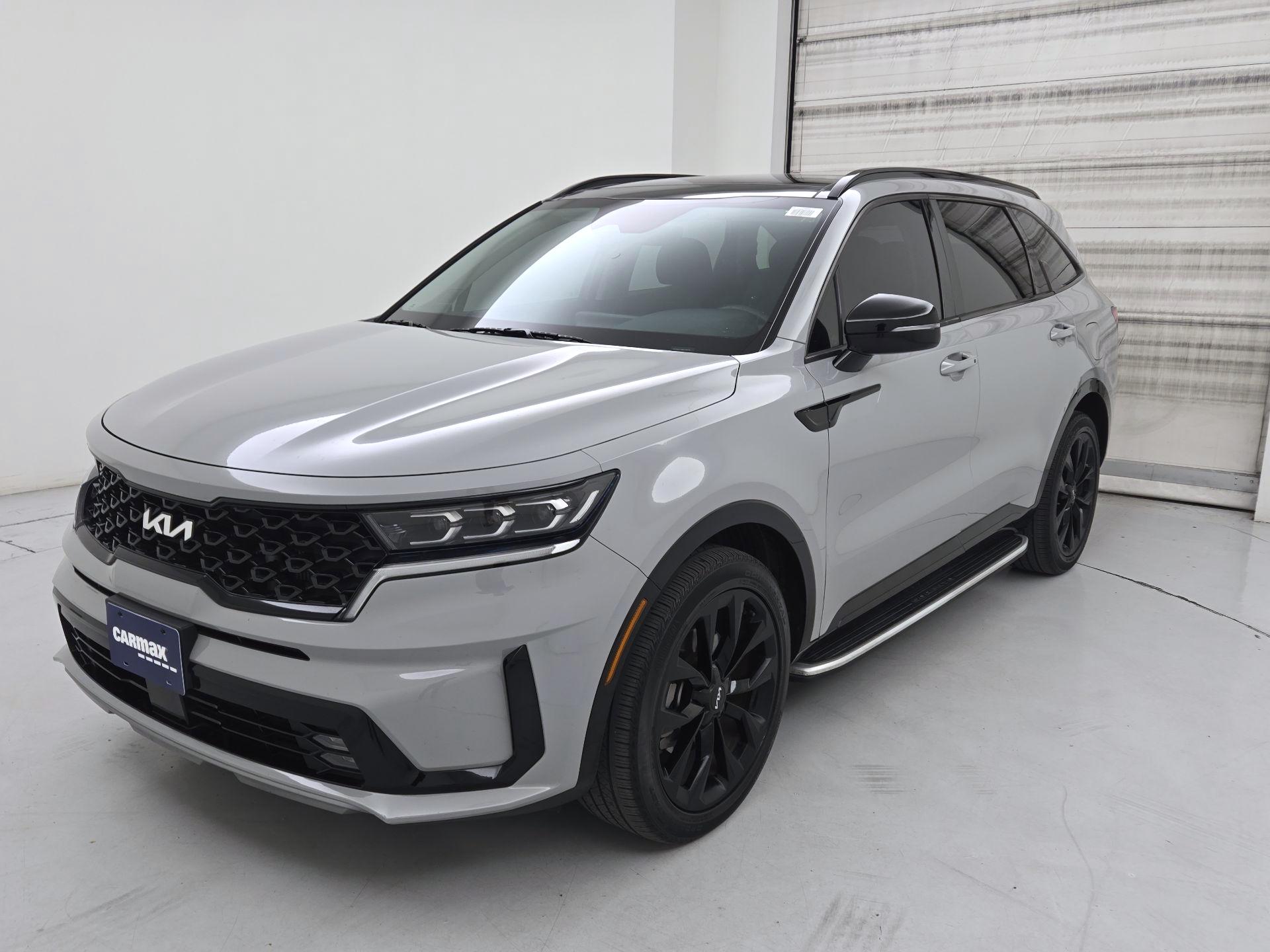 Thumbnail: 2022 Kia Sorento - 3