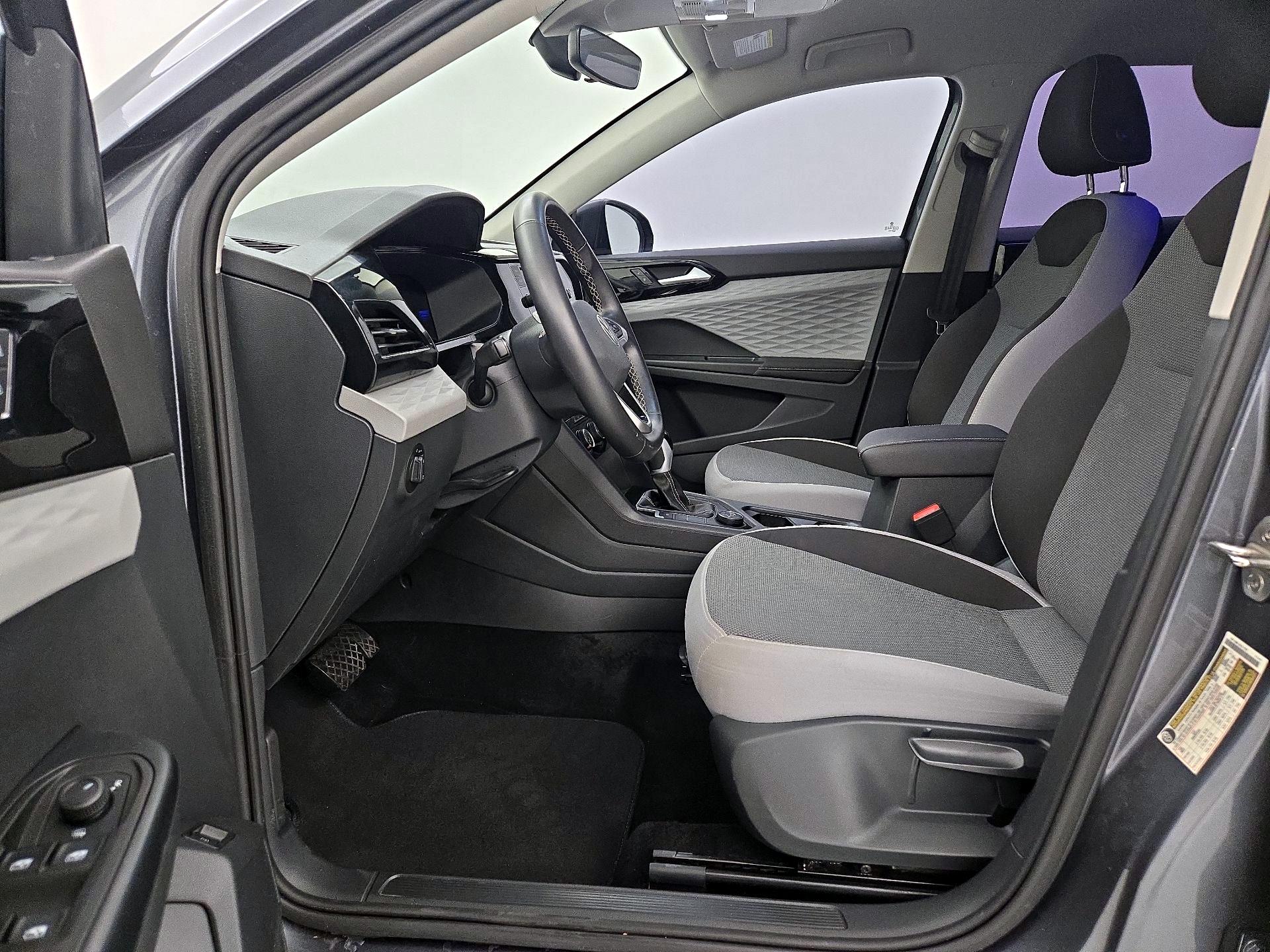 Thumbnail: 2024 Volkswagen Taos - 11