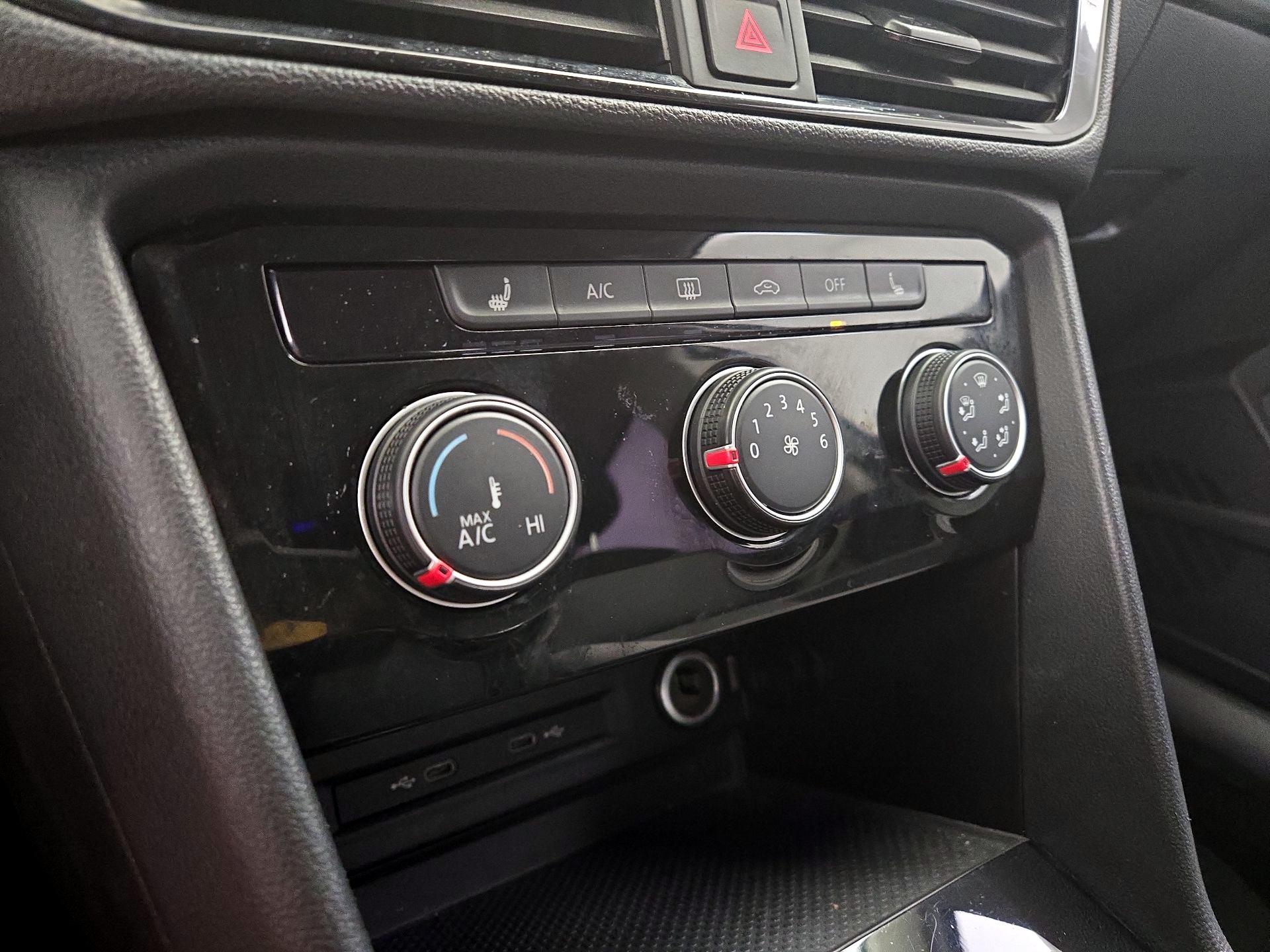 Thumbnail: 2024 Volkswagen Taos - 16