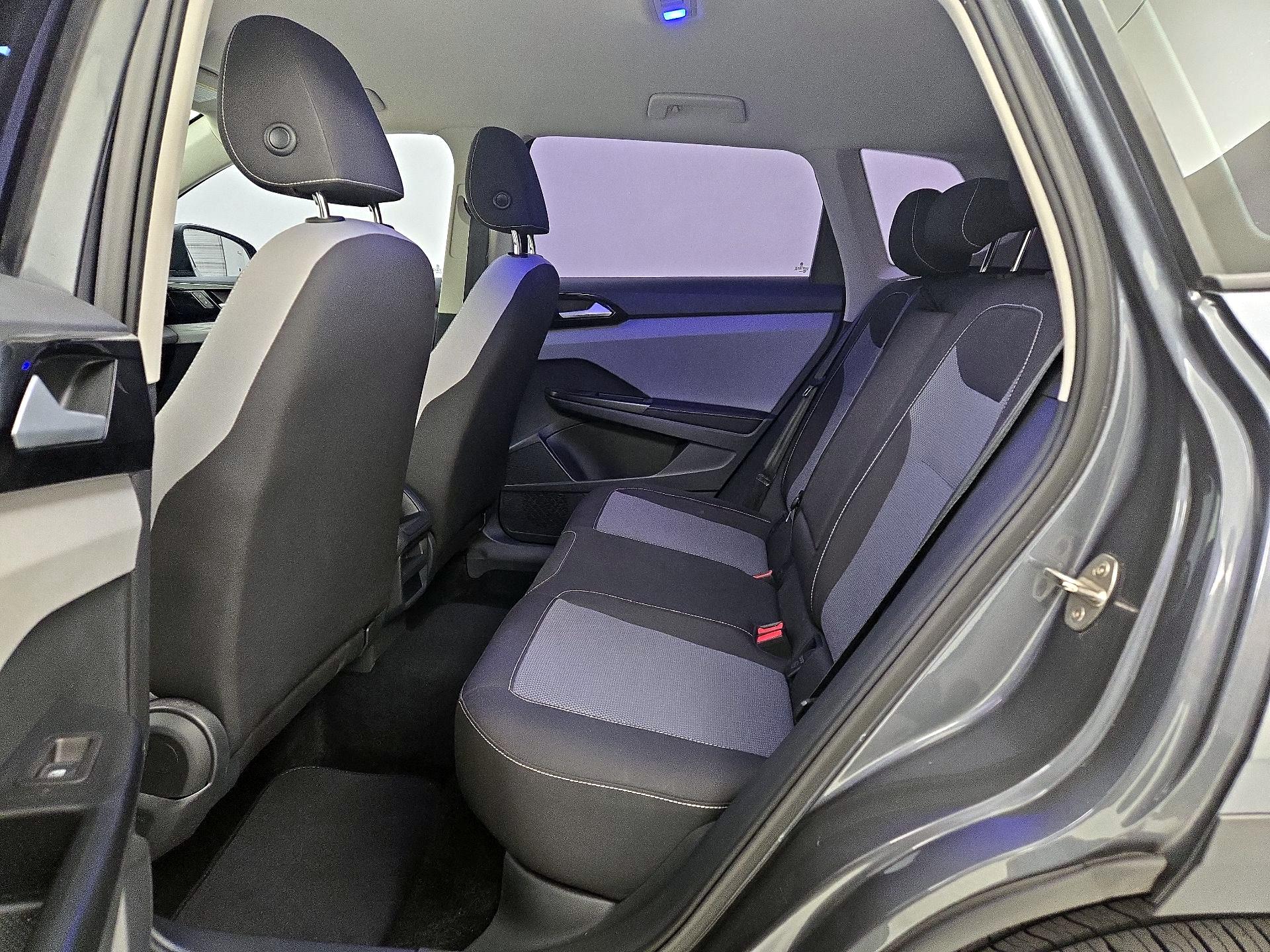 Thumbnail: 2024 Volkswagen Taos - 19