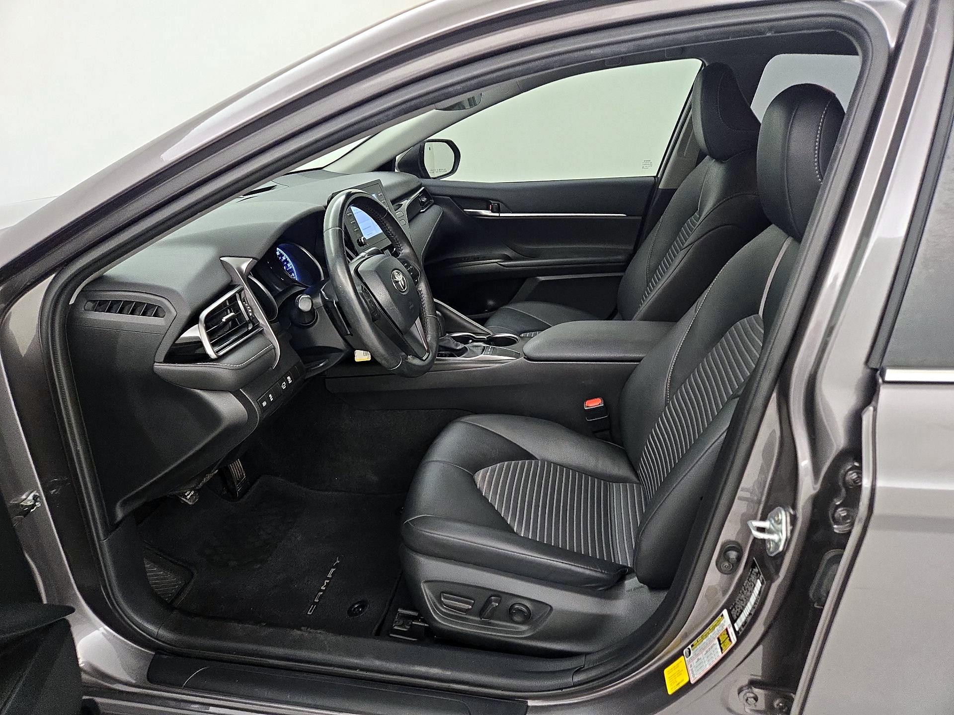 Thumbnail: 2023 Toyota Camry - 11