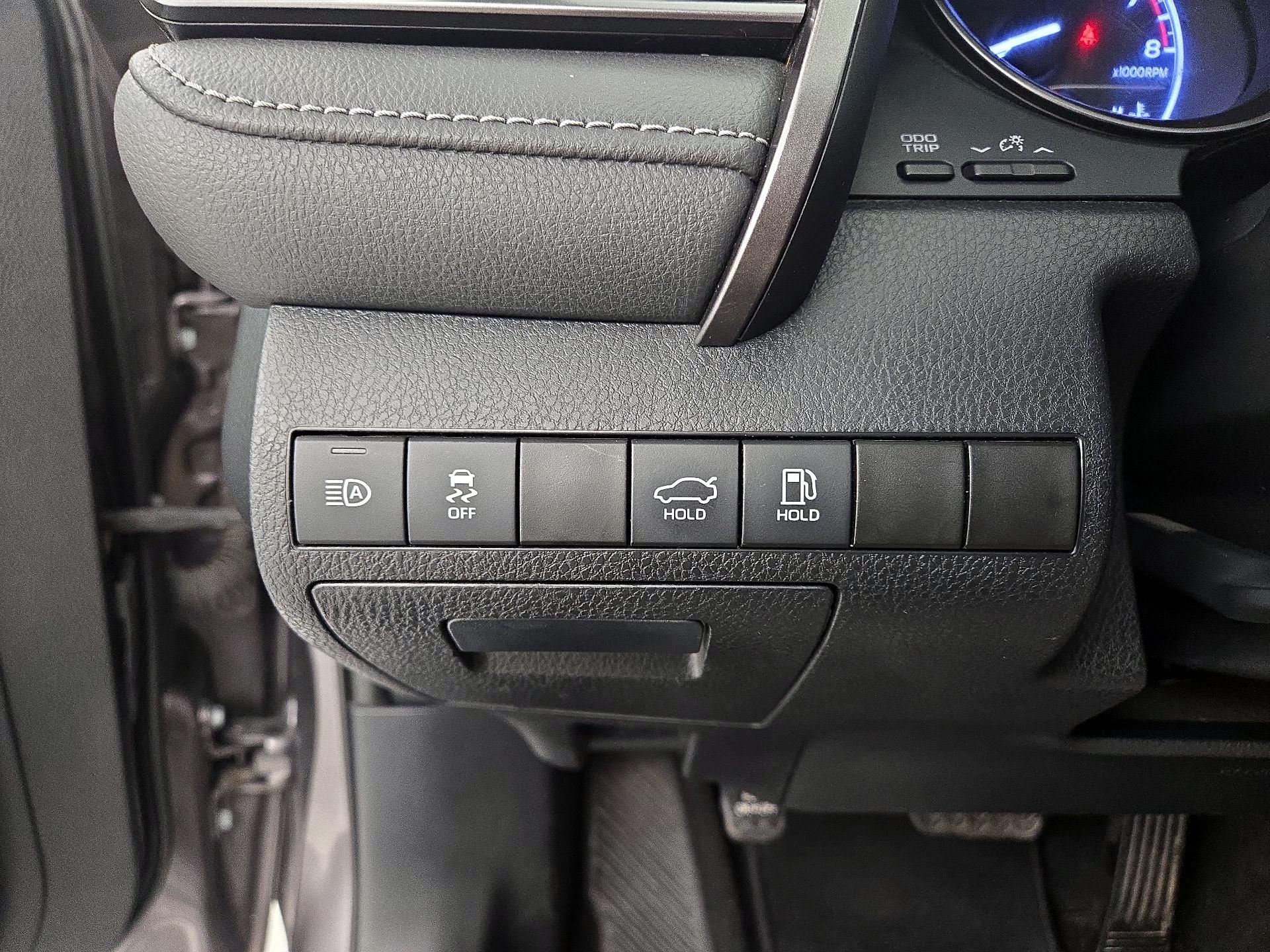 Thumbnail: 2023 Toyota Camry - 13