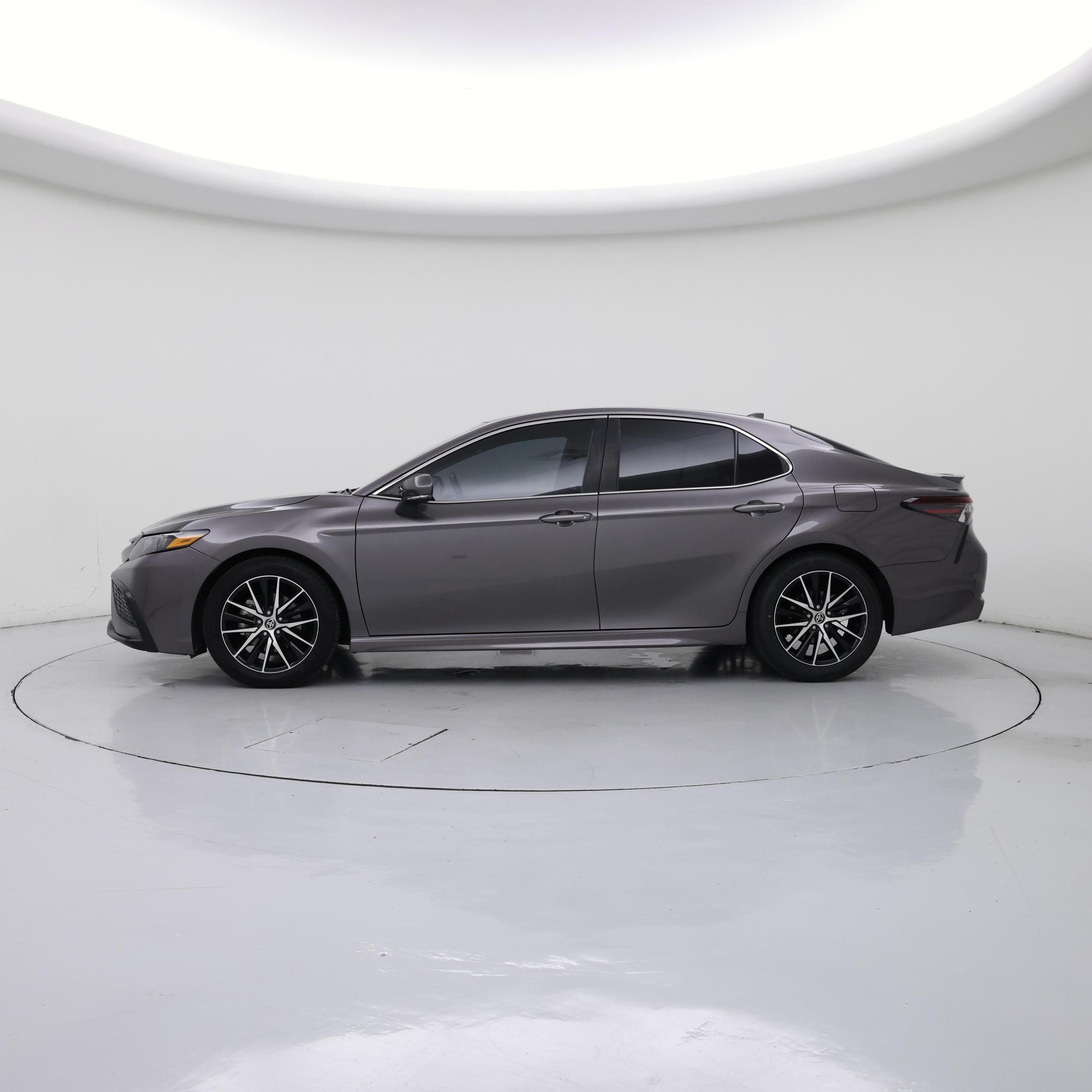 Thumbnail: 2023 Toyota Camry - 3