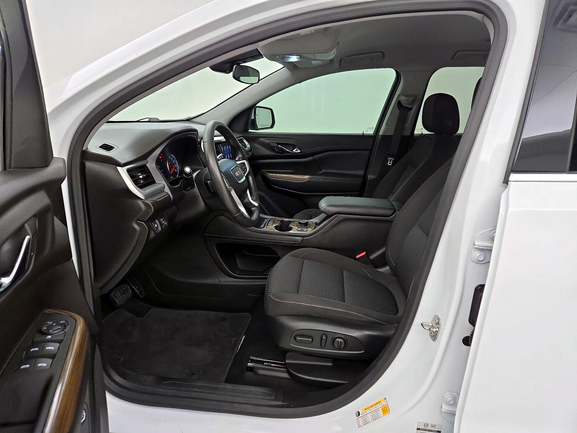 Thumbnail: 2023 GMC Acadia - 11